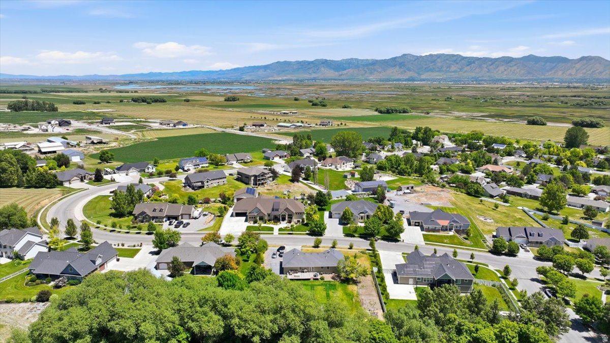 PHEASANT HOLLOW EST - Residential