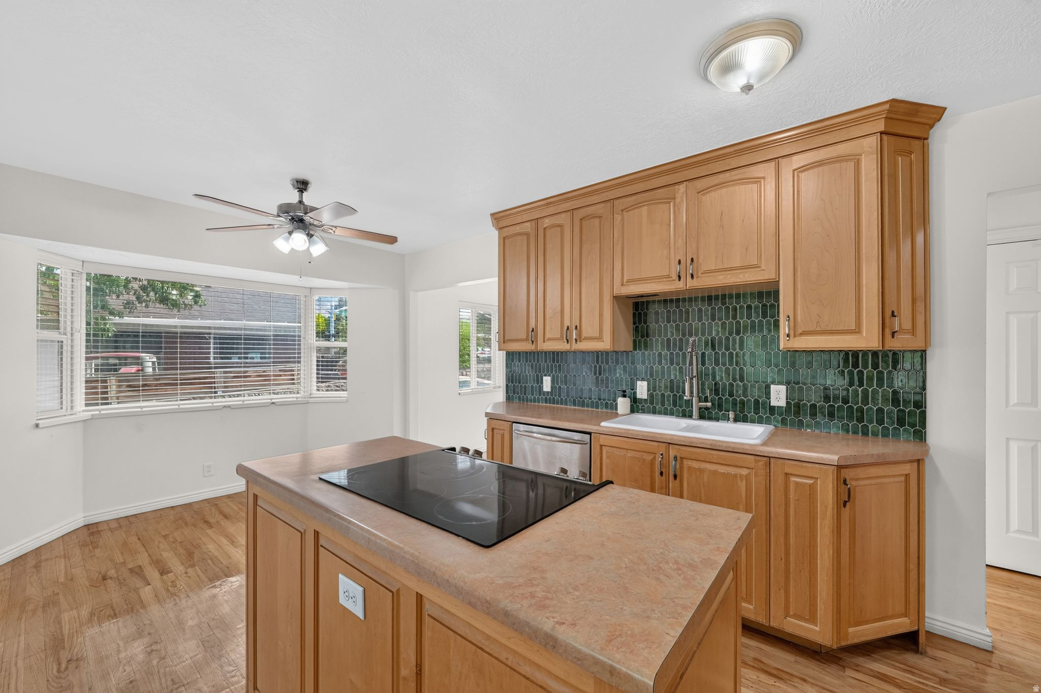 SUNNYSIDE HEIGHTS - Residential