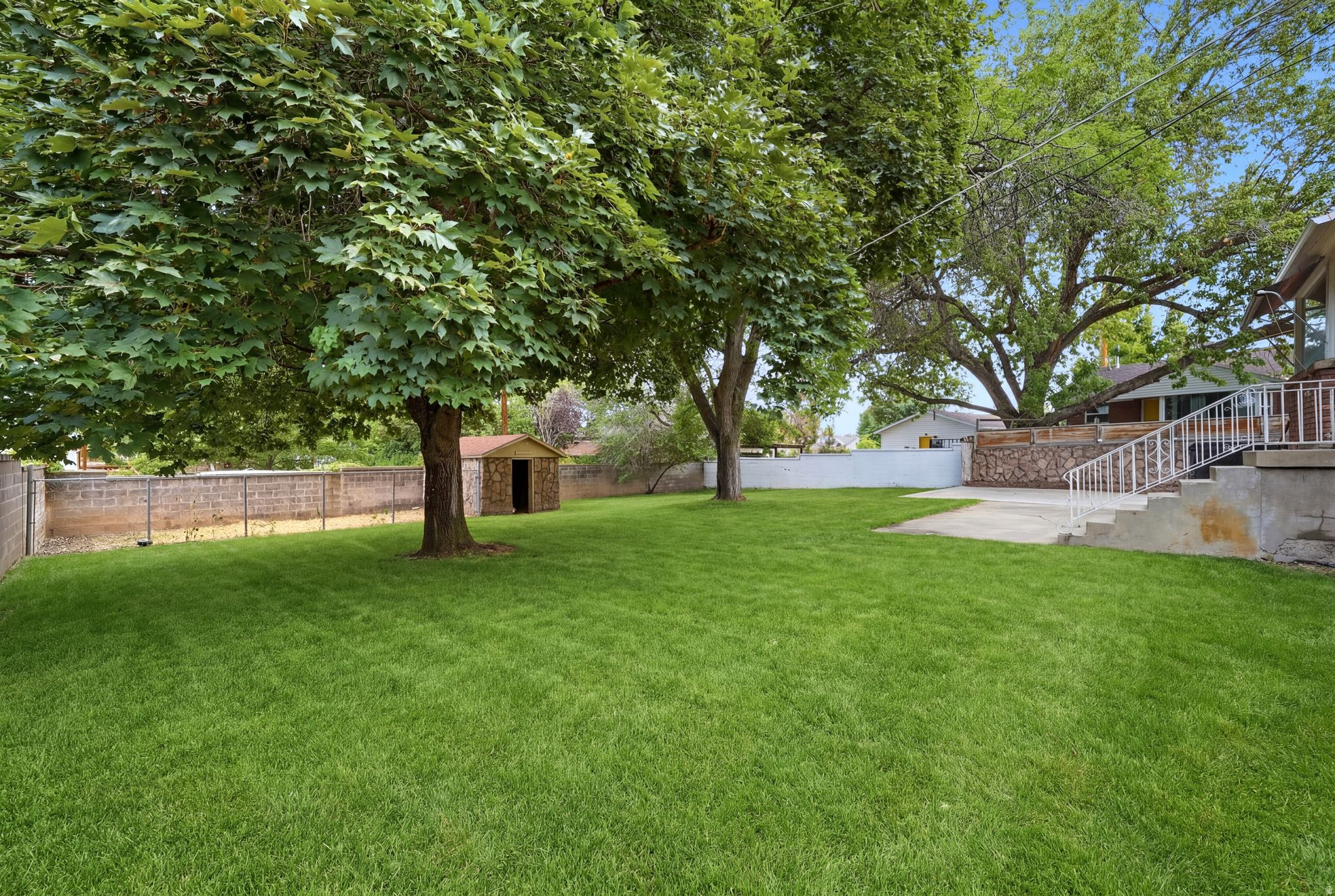 SUNNYSIDE HEIGHTS - Residential