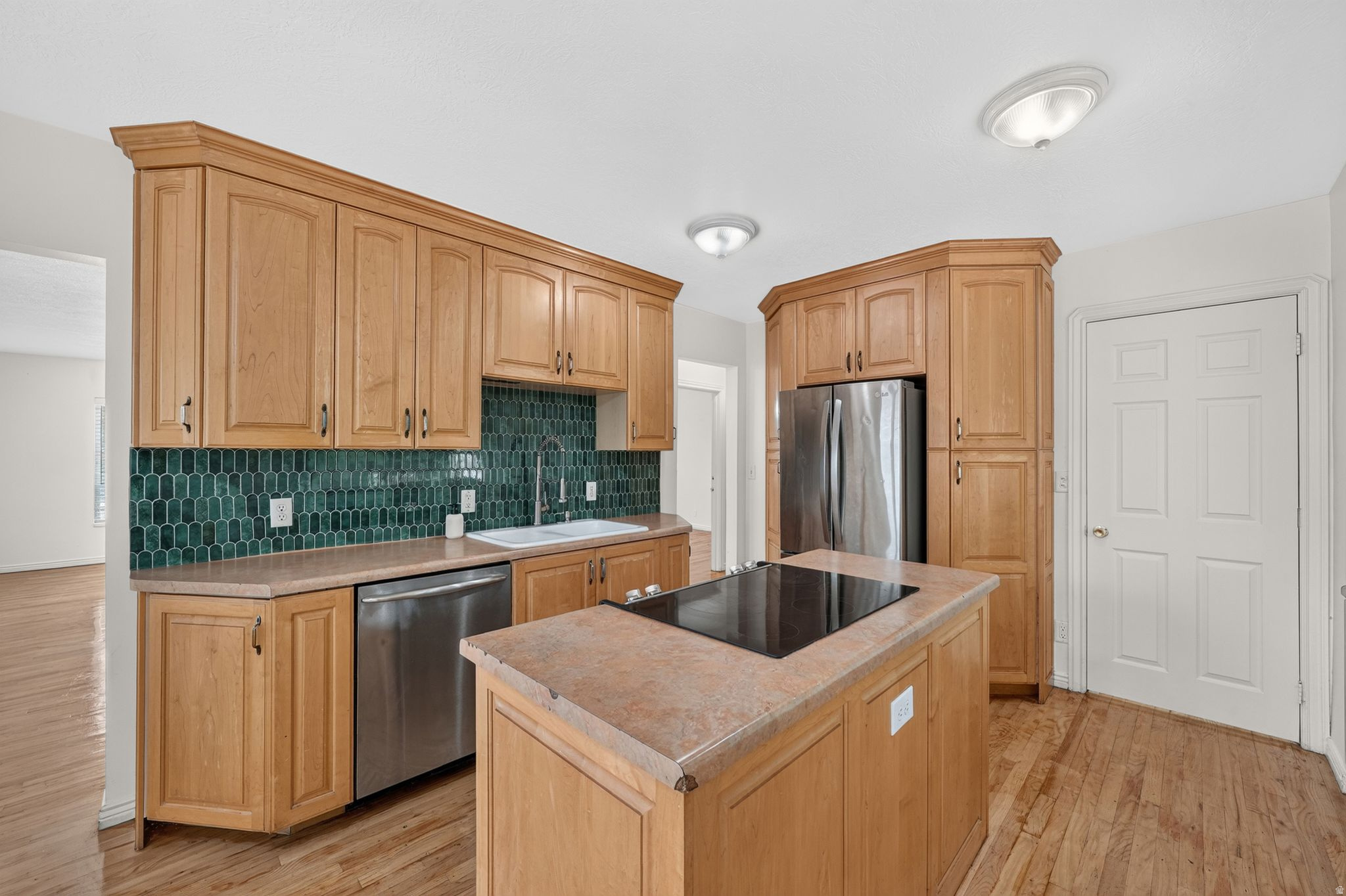 SUNNYSIDE HEIGHTS - Residential
