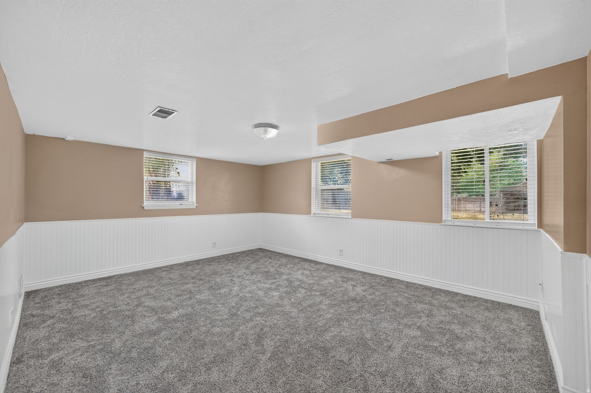 SUNNYSIDE HEIGHTS - Residential