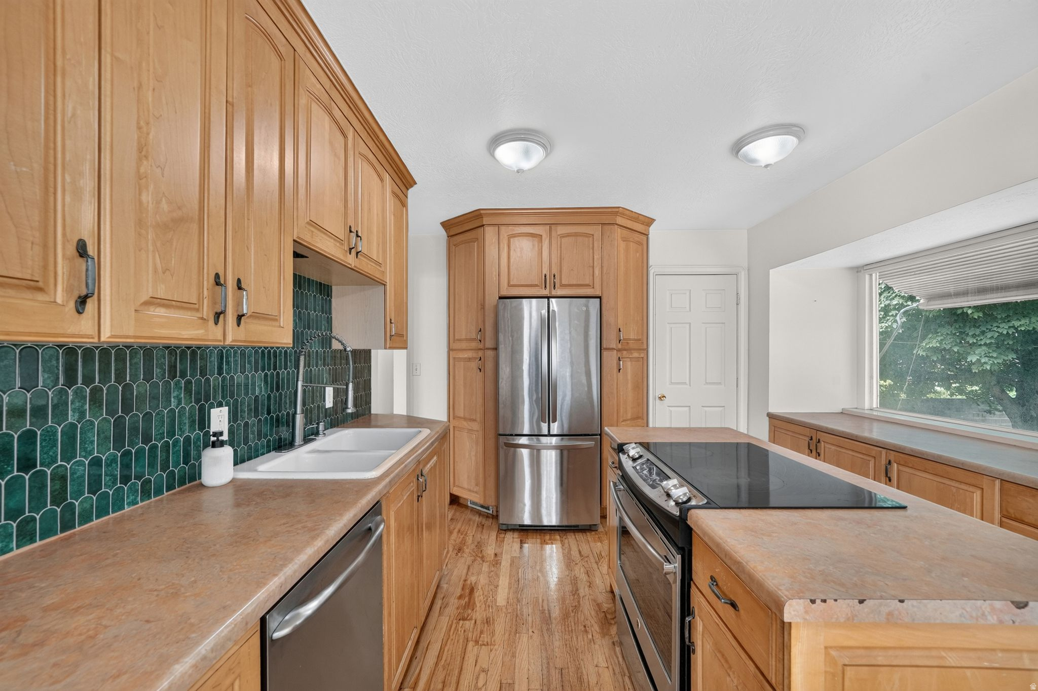 SUNNYSIDE HEIGHTS - Residential