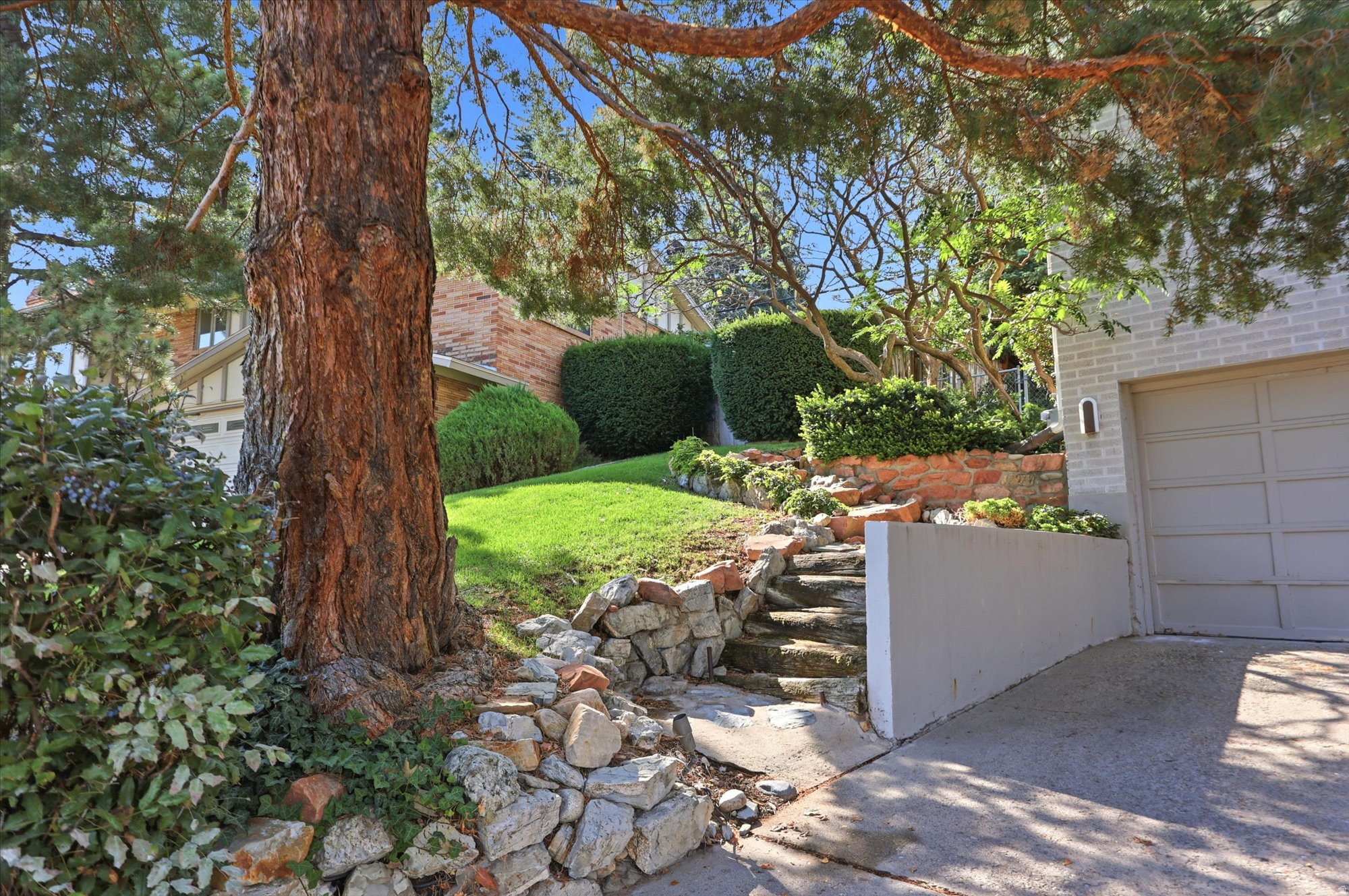 RIVIERA HEIGHTS #2 - Residential