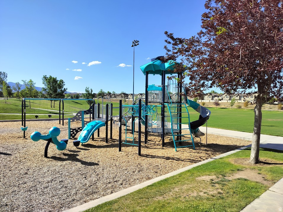 MONARCH MEADOWS - Residential