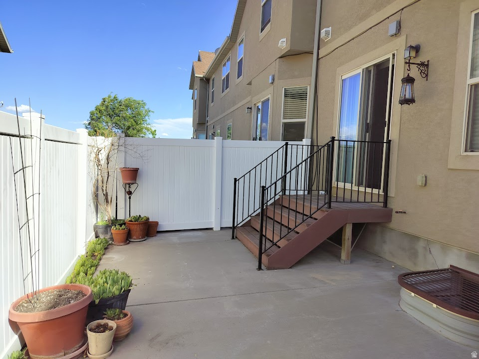 MONARCH MEADOWS - Residential