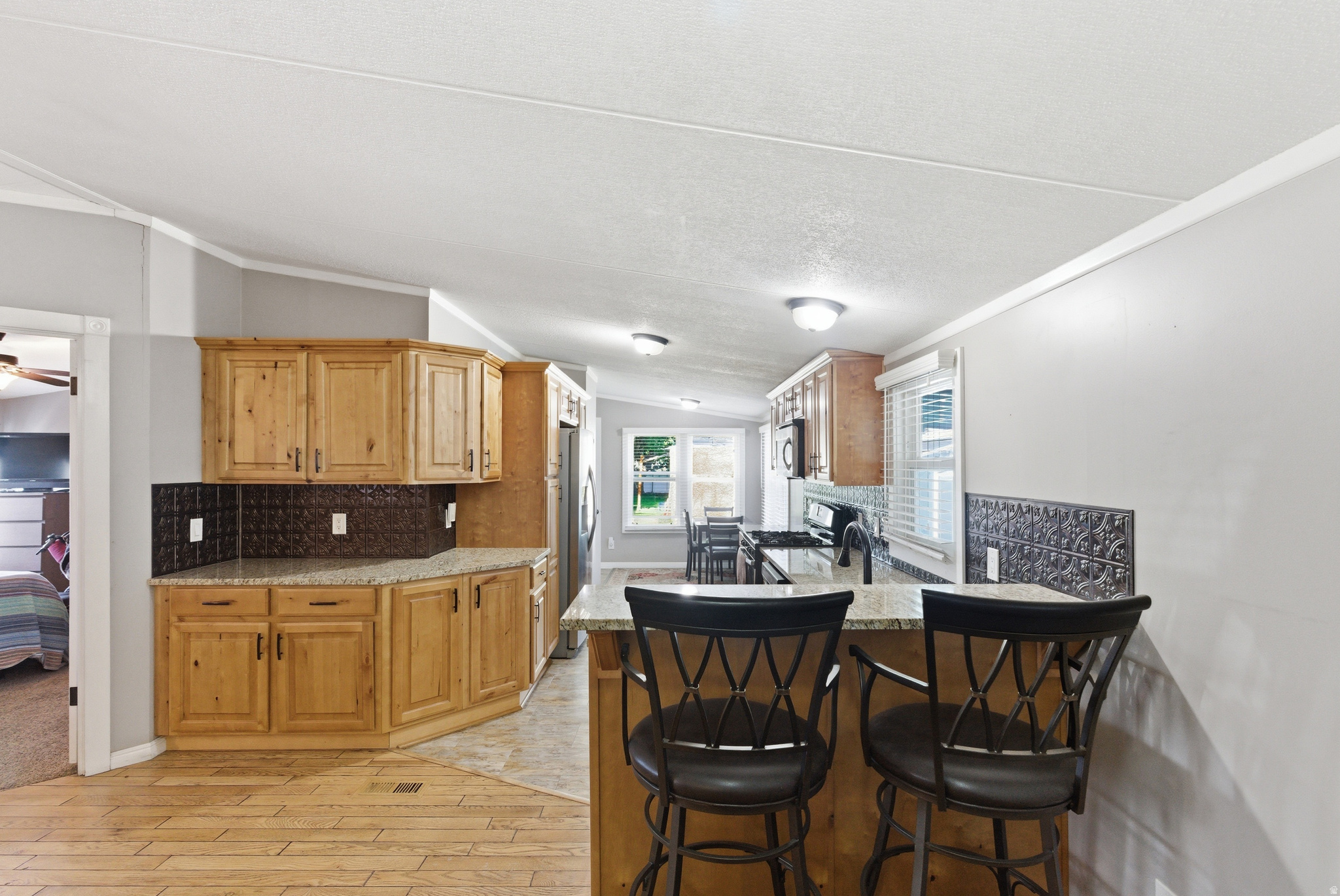 MOUNTAIN VIEW MHC - Residential