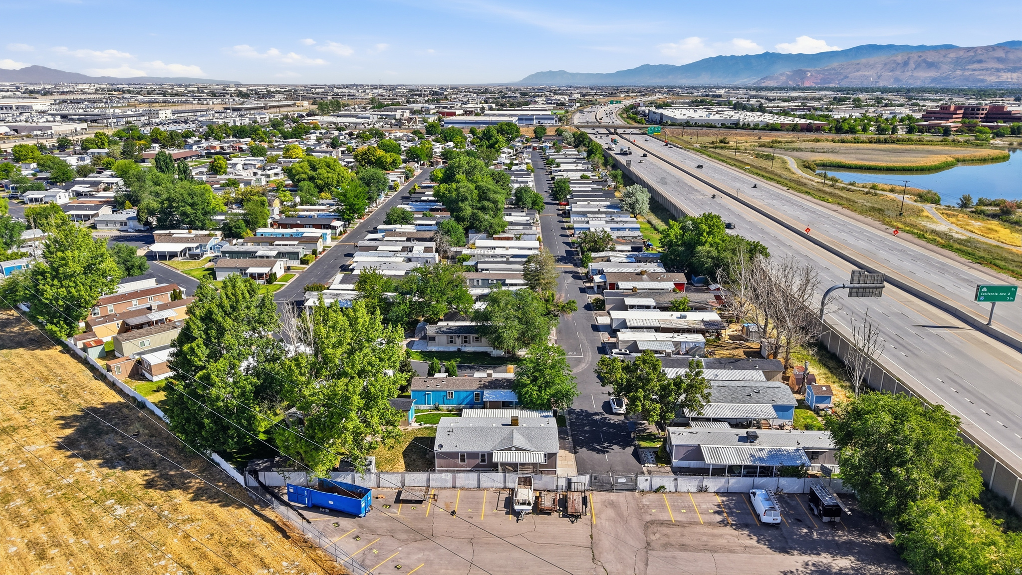 MOUNTAIN VIEW MHC - Residential