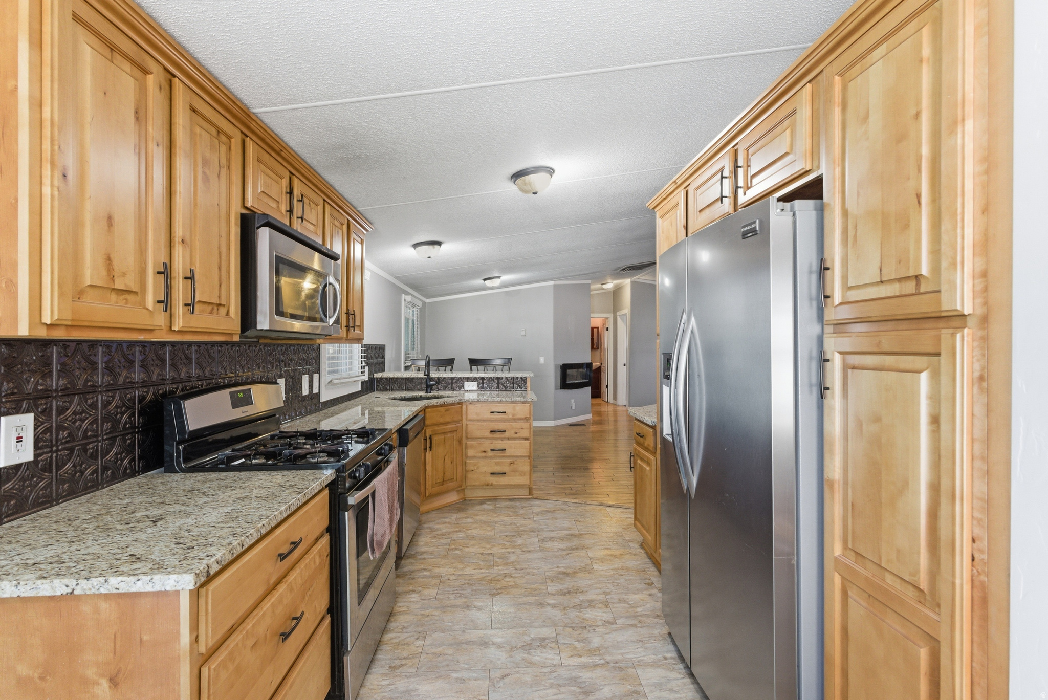 MOUNTAIN VIEW MHC - Residential