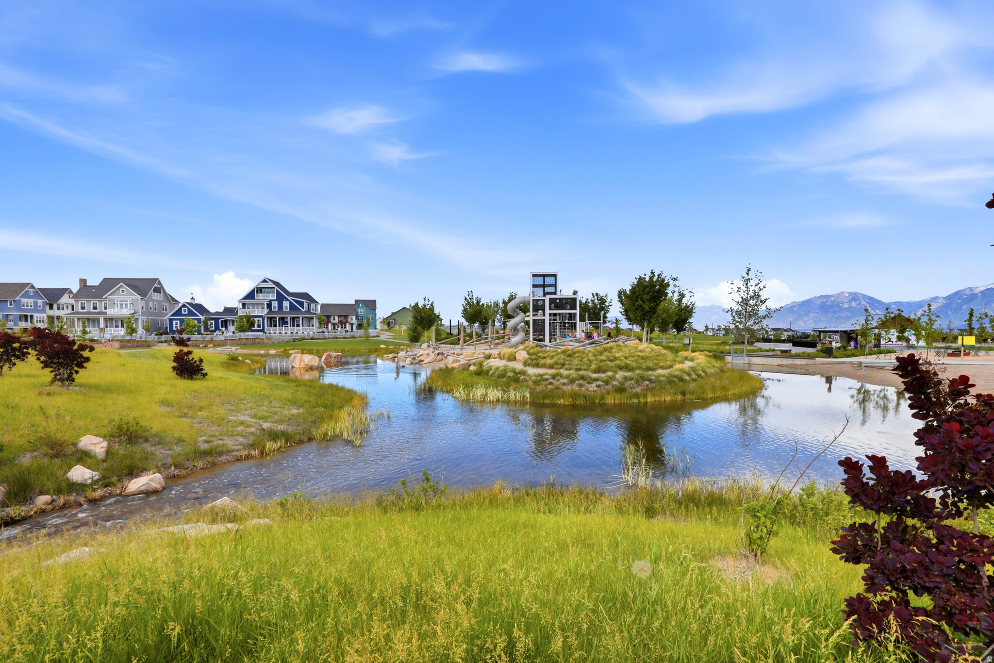 CASCADE VILLAGE AT DAYBREAK - Residential