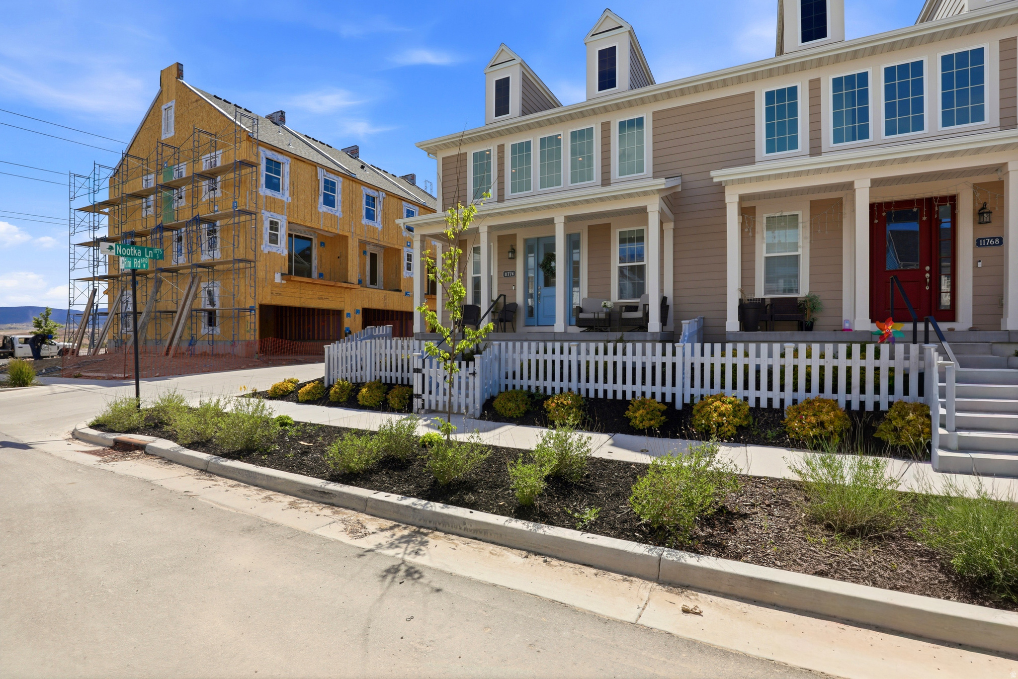 CASCADE VILLAGE AT DAYBREAK - Residential