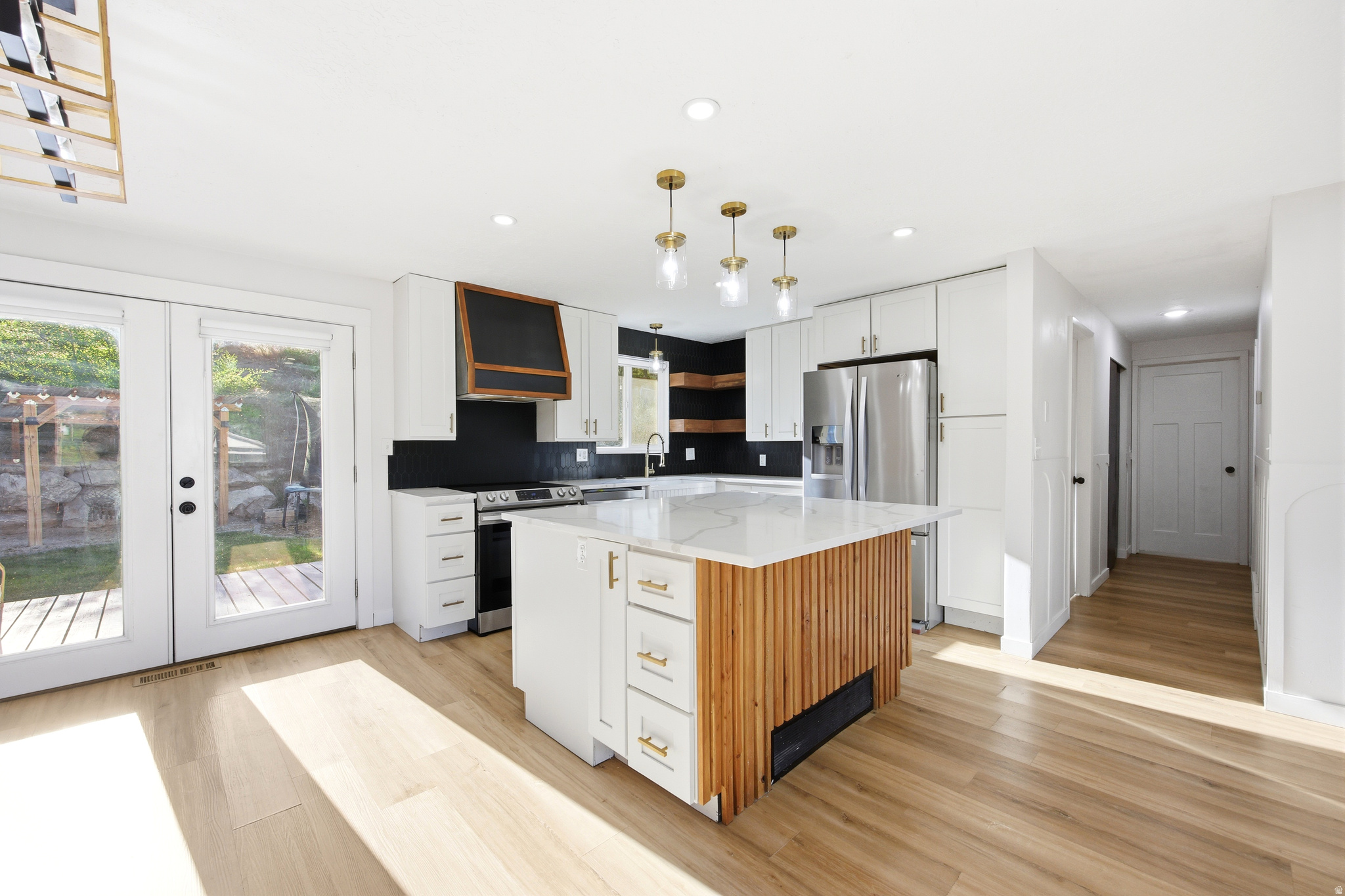 VALLEY SIDE SUBDIVIS - Residential