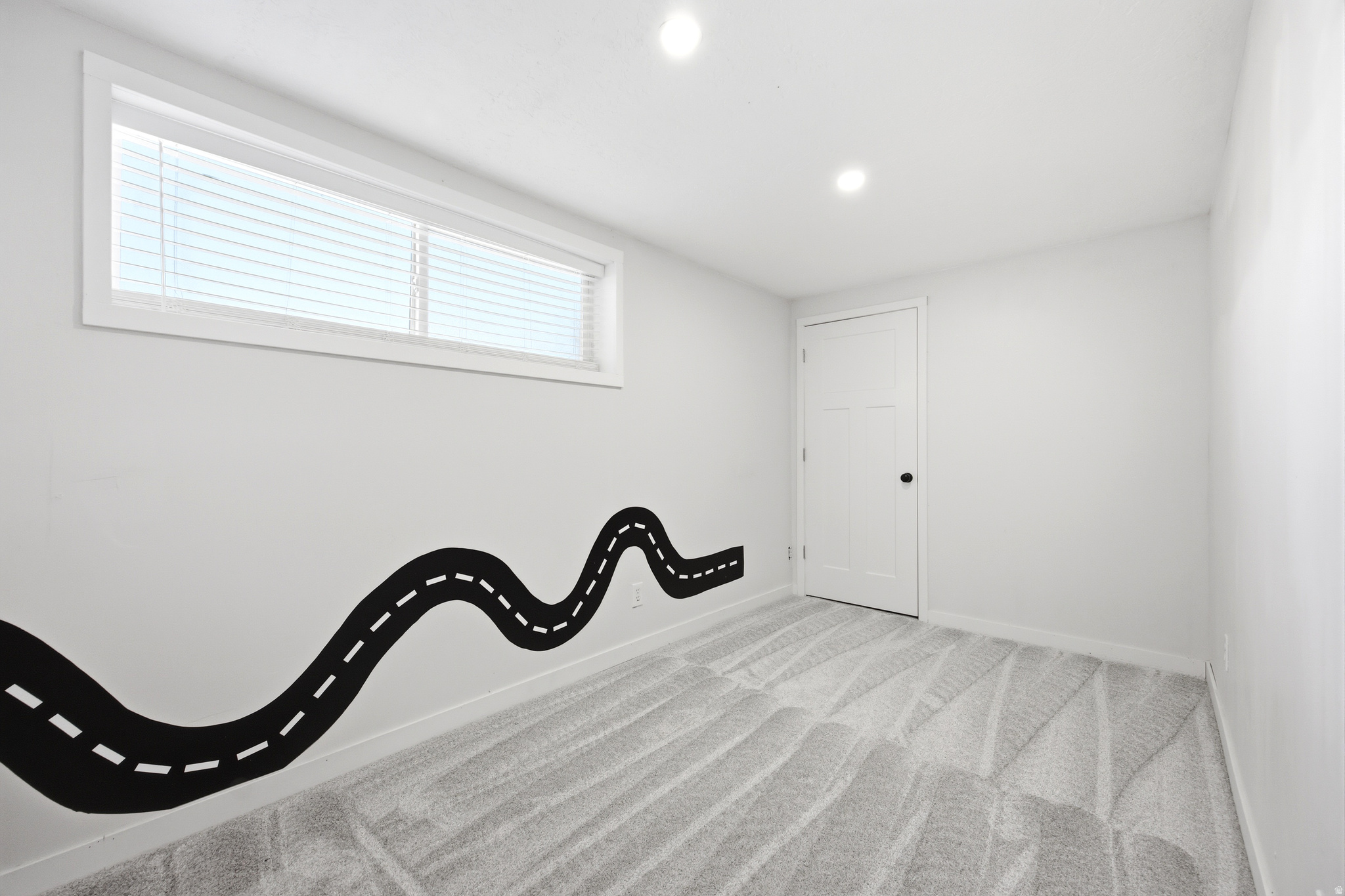 VALLEY SIDE SUBDIVIS - Residential