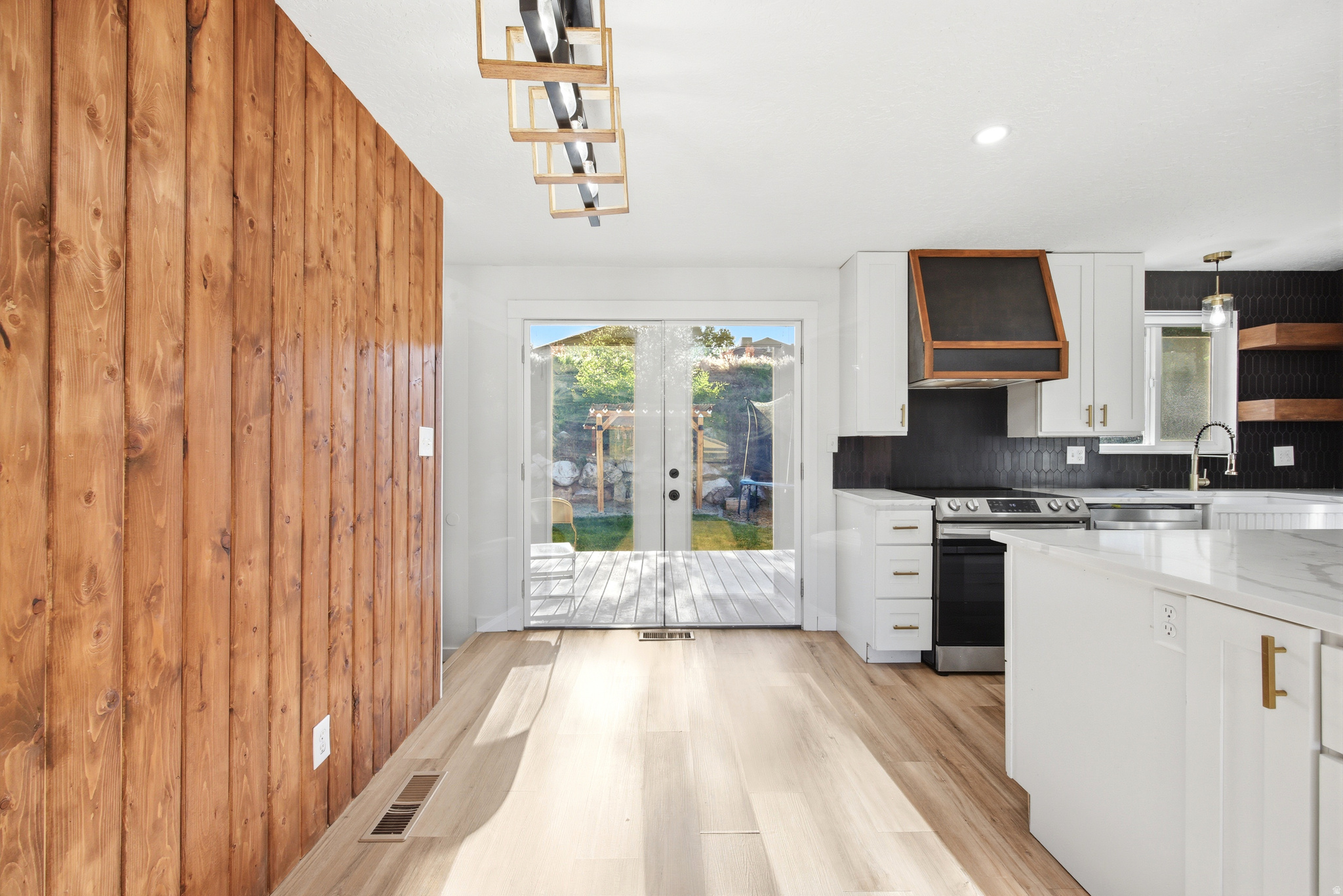 VALLEY SIDE SUBDIVIS - Residential