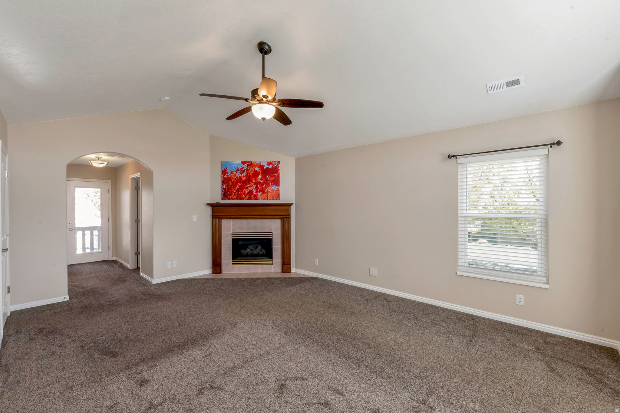 LINCOLN ESTATES - Residential