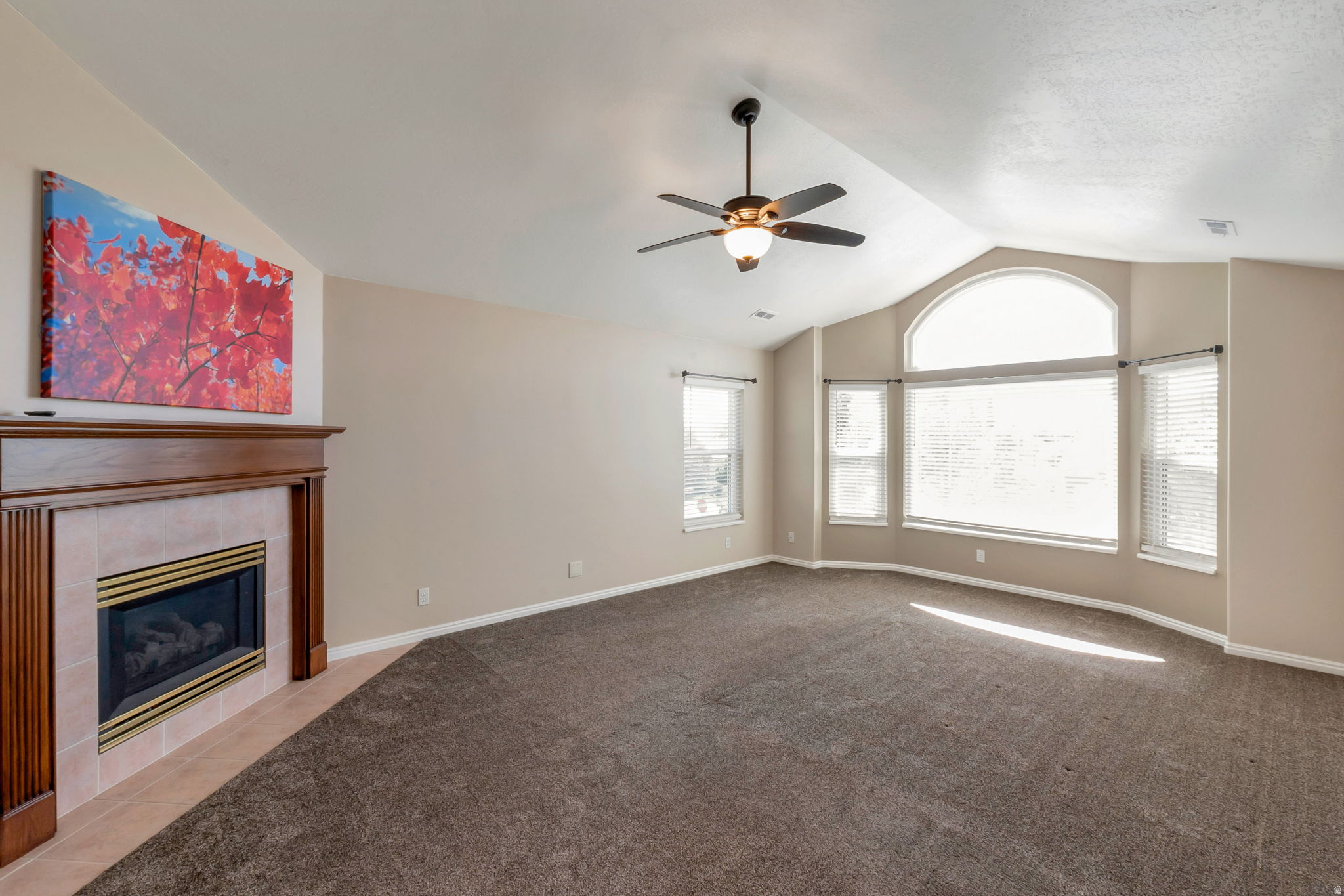 LINCOLN ESTATES - Residential