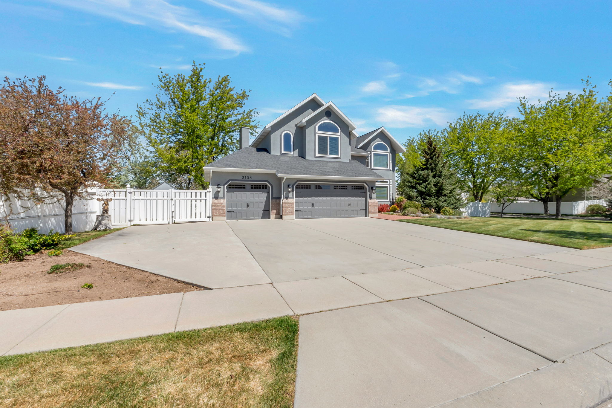 LINCOLN ESTATES - Residential