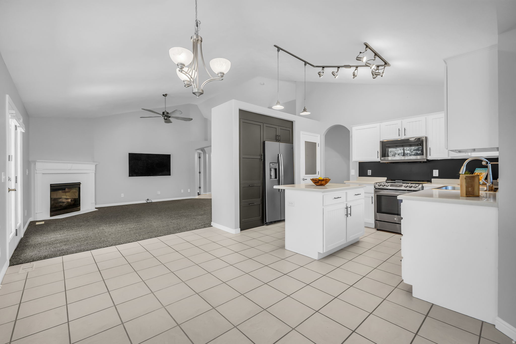 REGENT PLACE - Residential