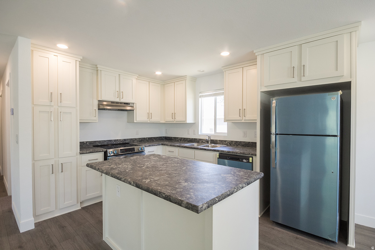 EAST MEADOWS MOBILE HOME PARK - Residential