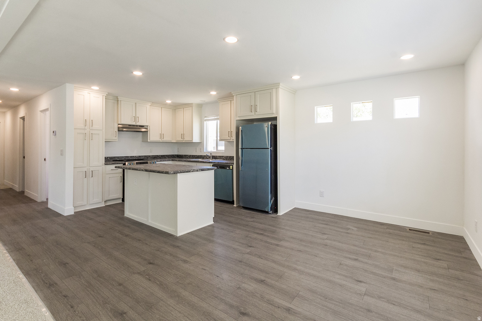 EAST MEADOWS MOBILE HOME PARK - Residential