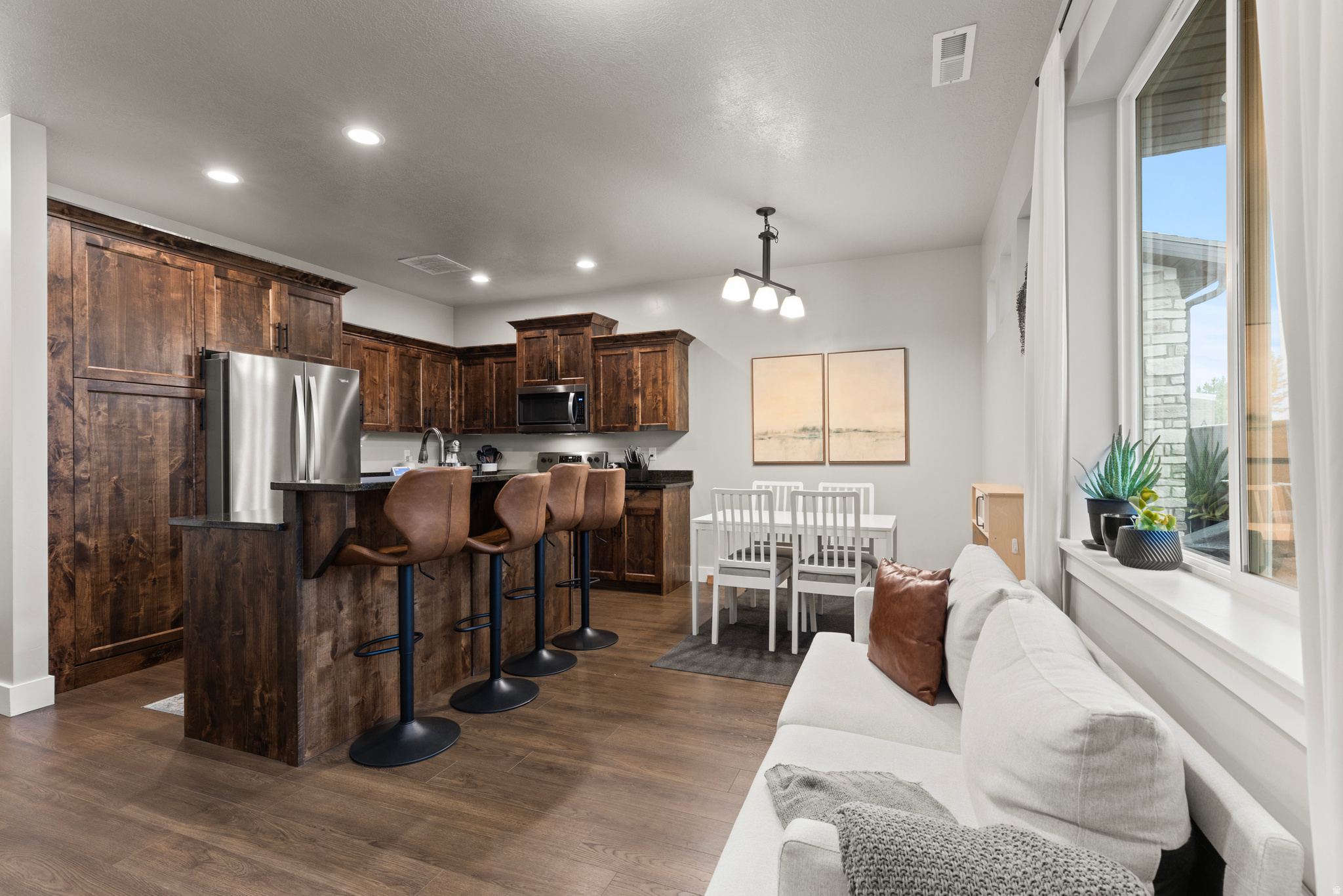 COBBLE CREEK - Residential