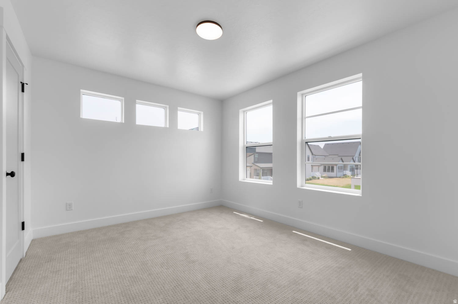 BROADVIEW SHORES COTTAGES 740 - Residential