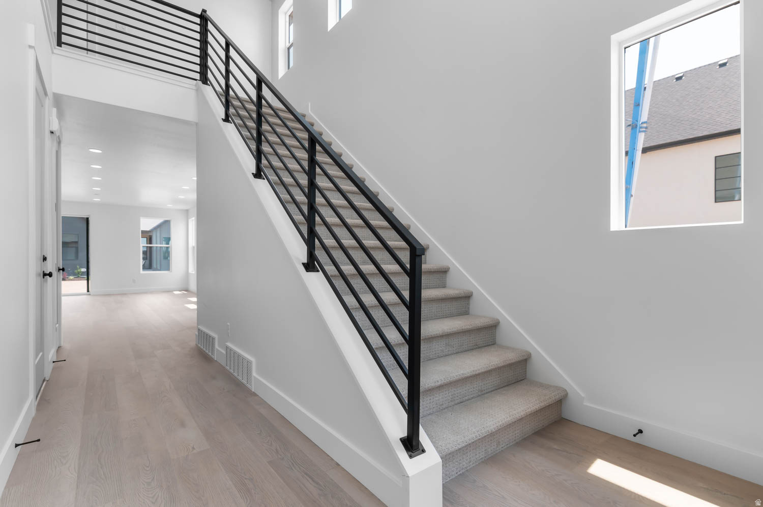 BROADVIEW SHORES COTTAGES 740 - Residential