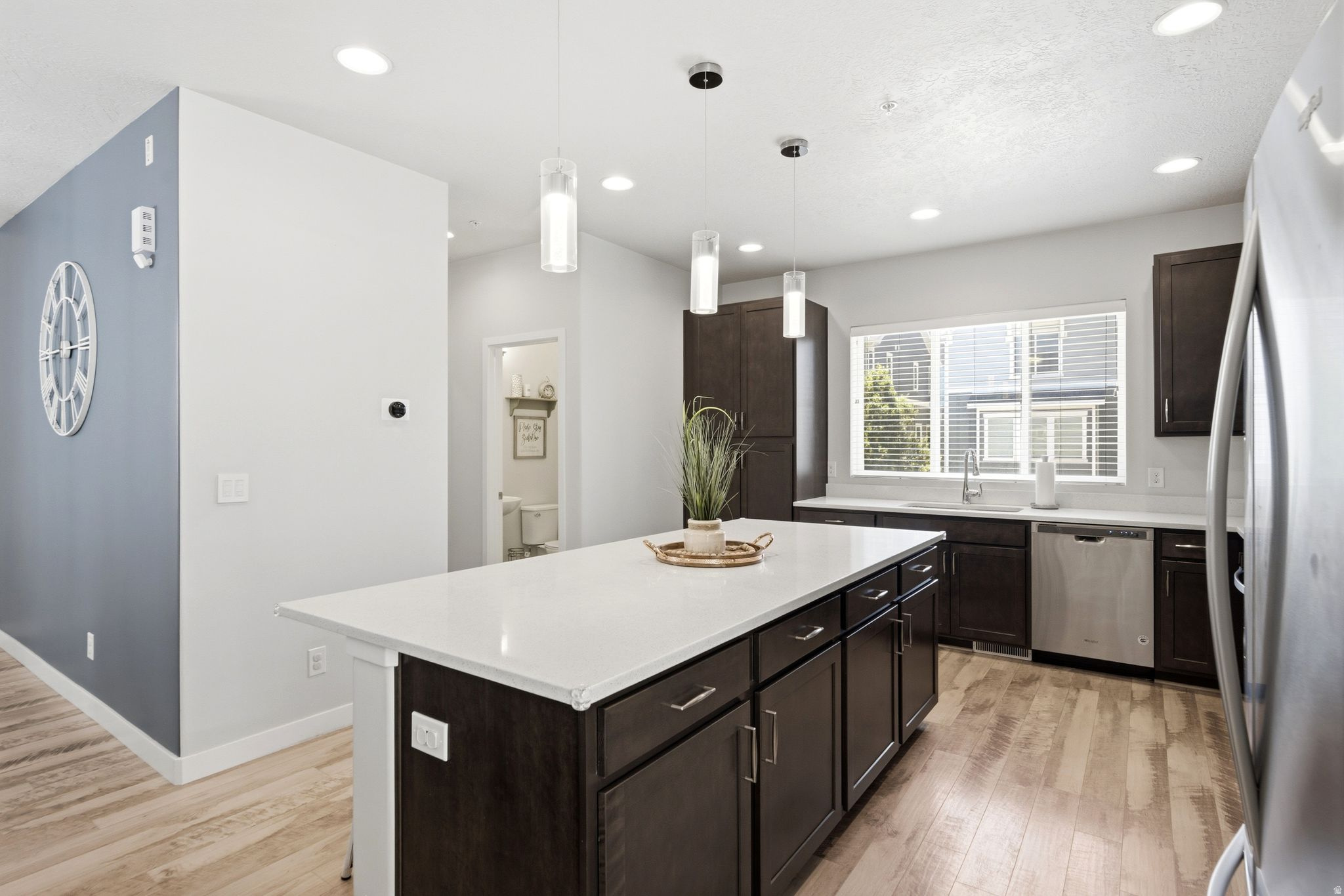 FOUNDERS POINT - Residential