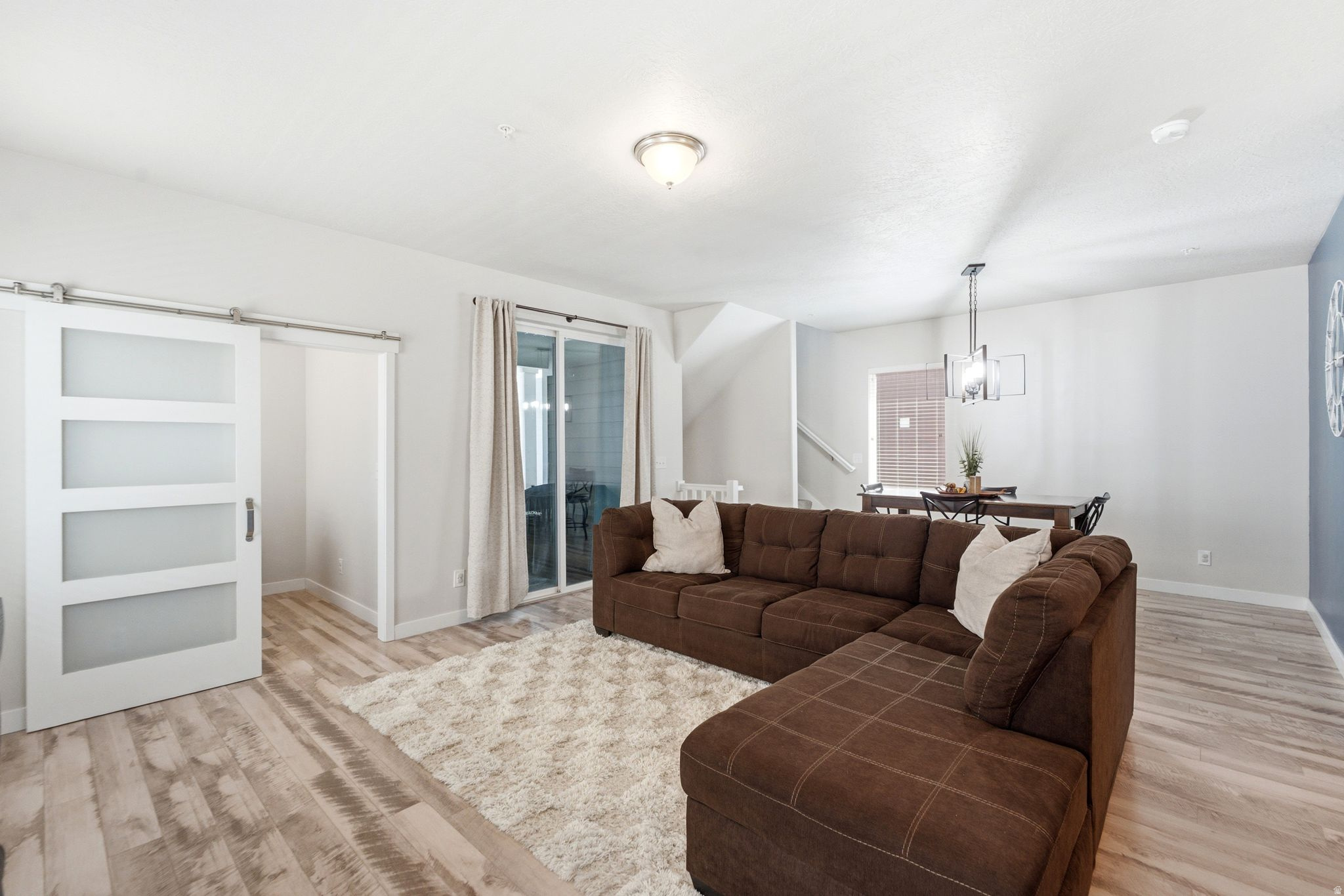 FOUNDERS POINT - Residential
