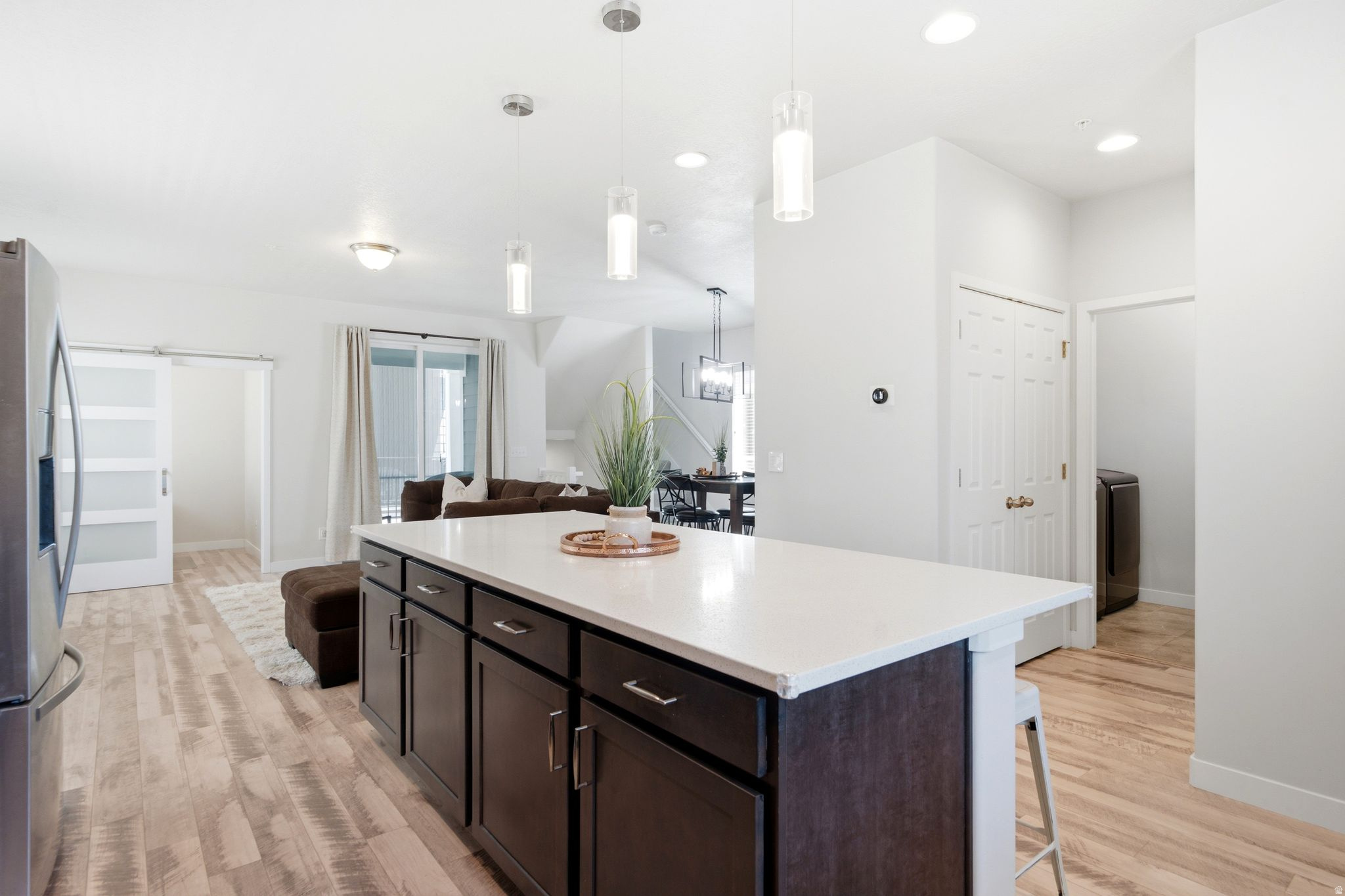 FOUNDERS POINT - Residential