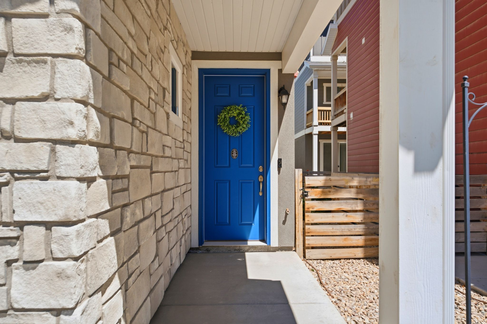 FOUNDERS POINT - Residential