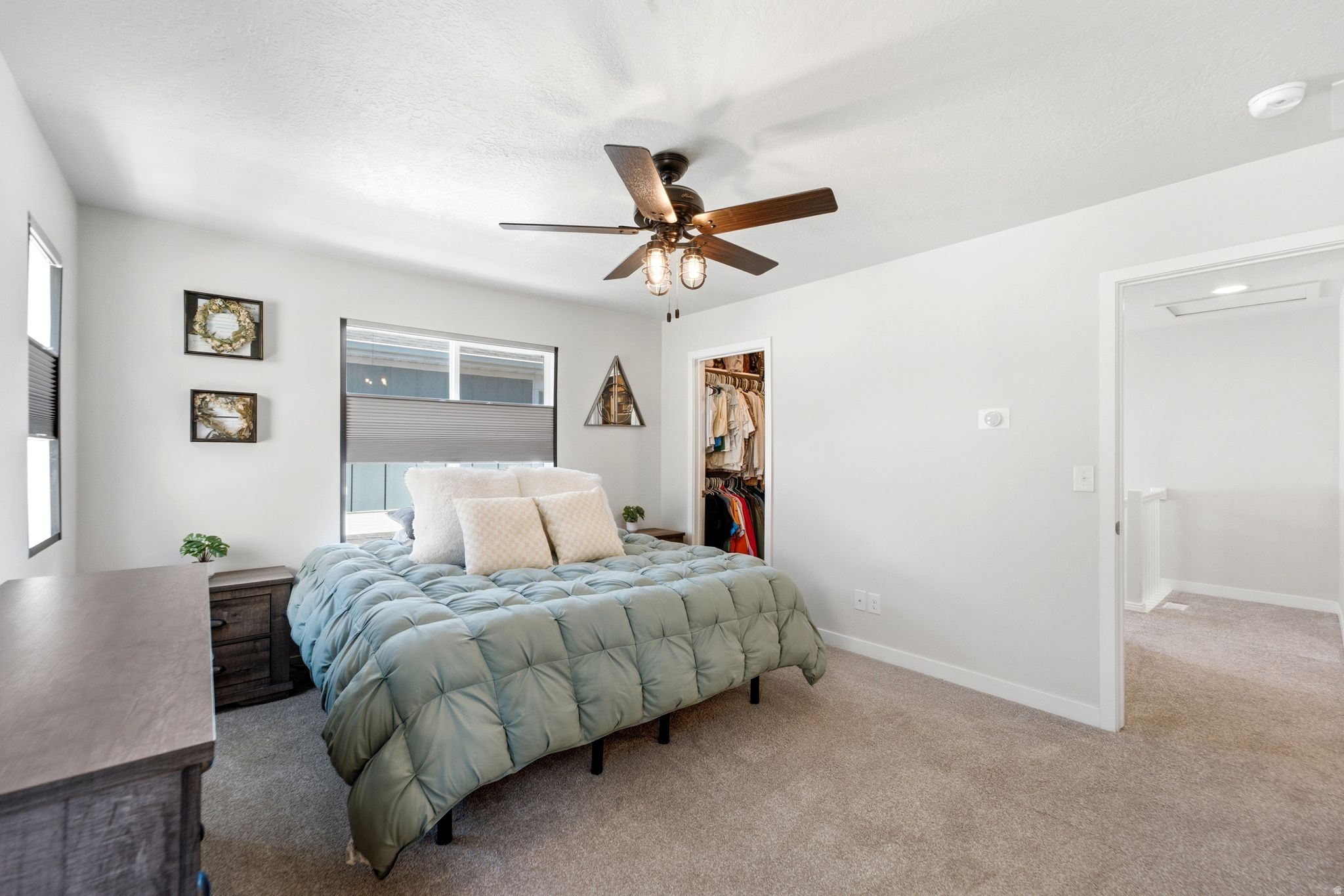 FOUNDERS POINT - Residential