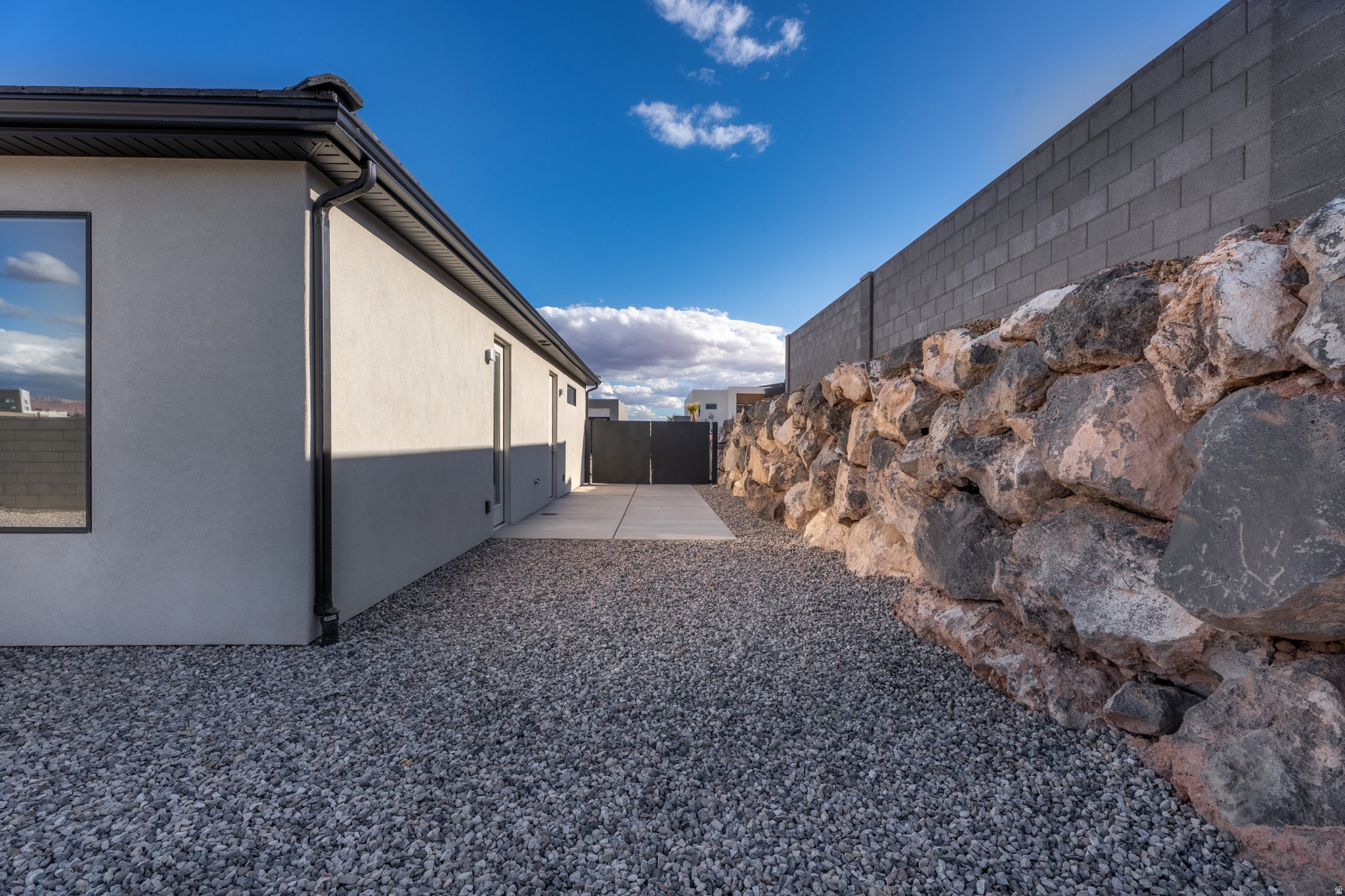 SCENIC POINTE 2 - Residential