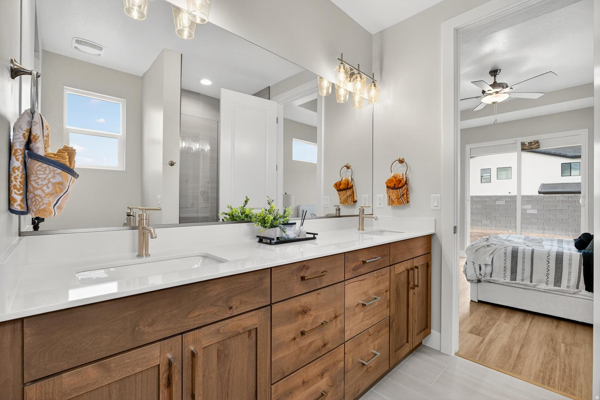 SCENIC POINTE 2 - Residential