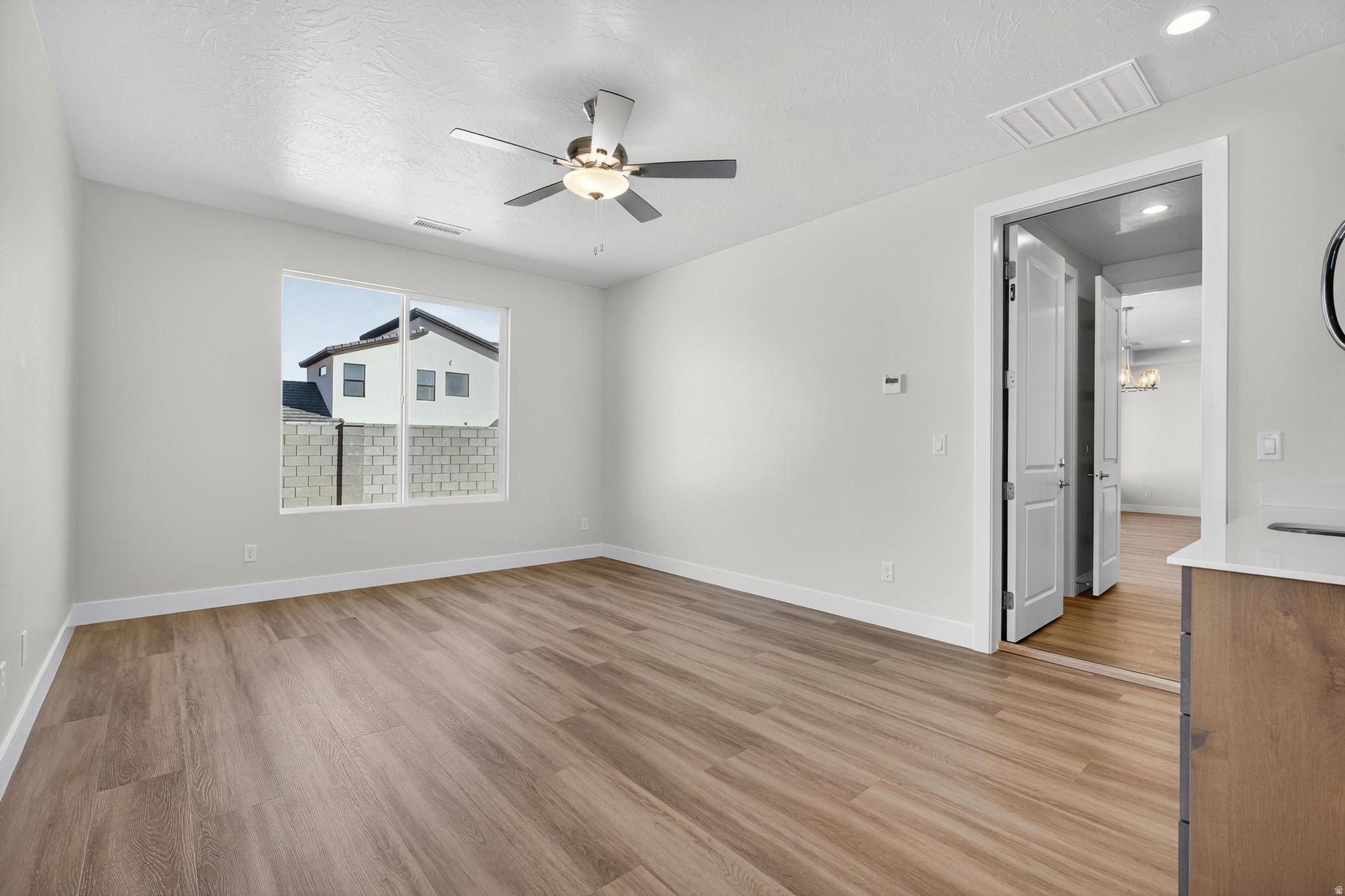 SCENIC POINTE 2 - Residential