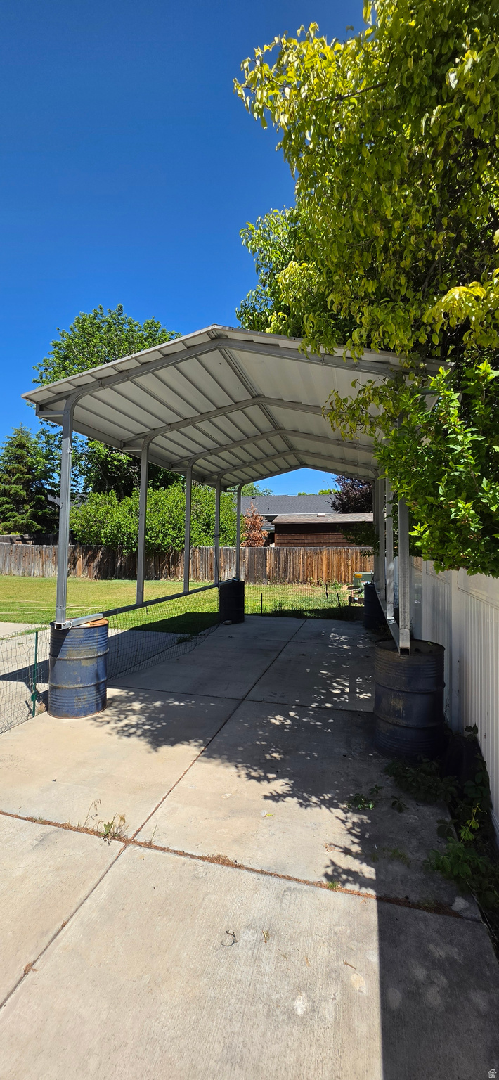 BRIARWOOD - Residential