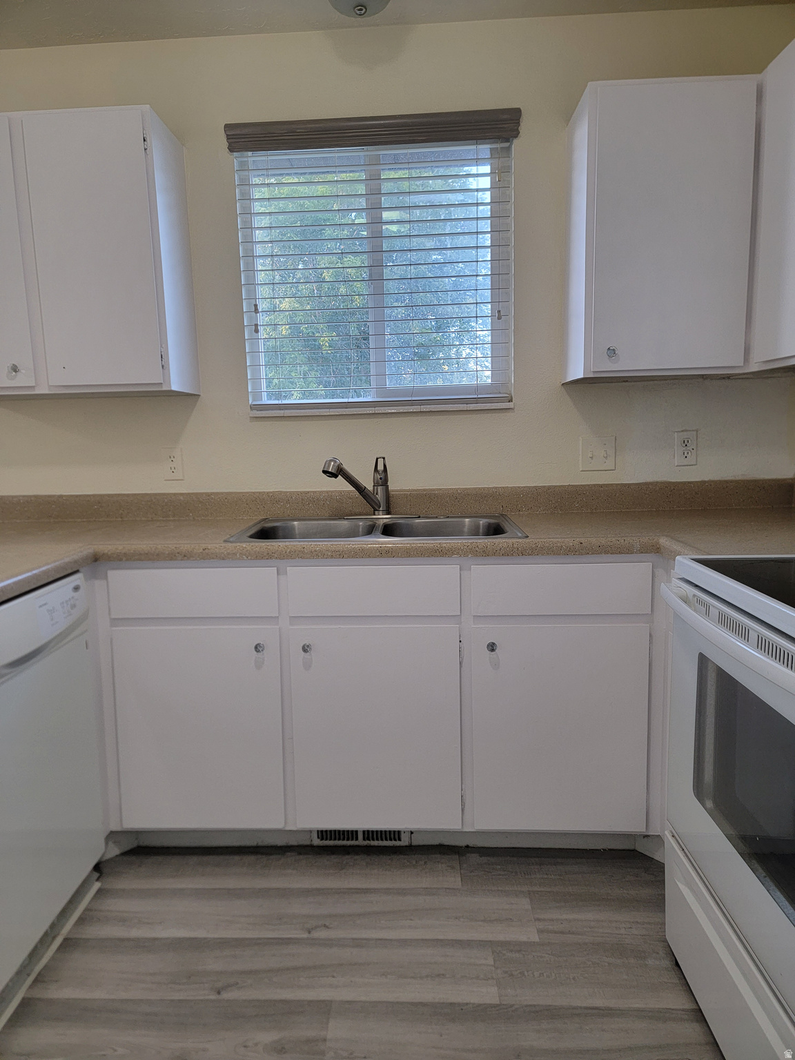 BRIARWOOD - Residential