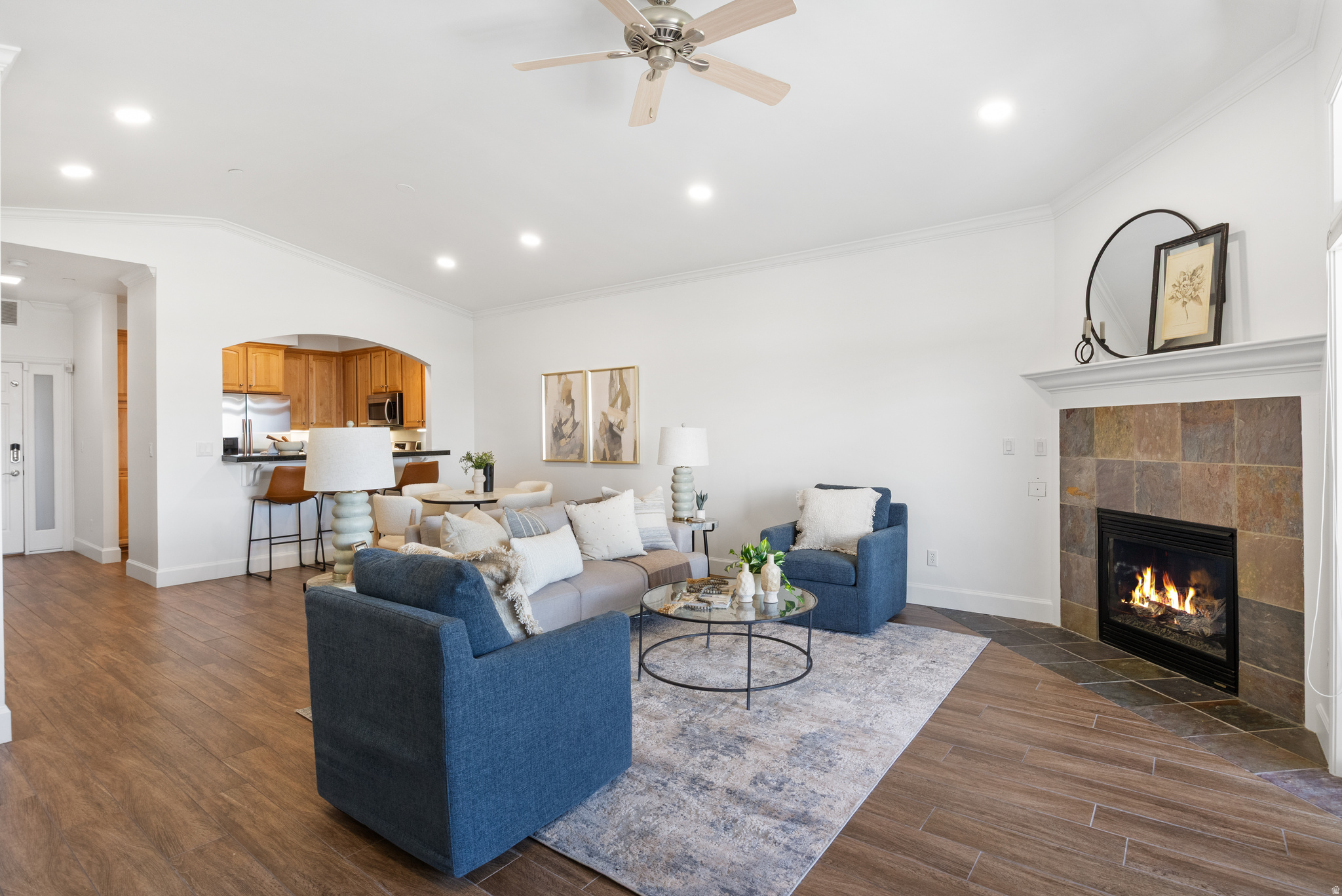 RIVERWOODS - Residential