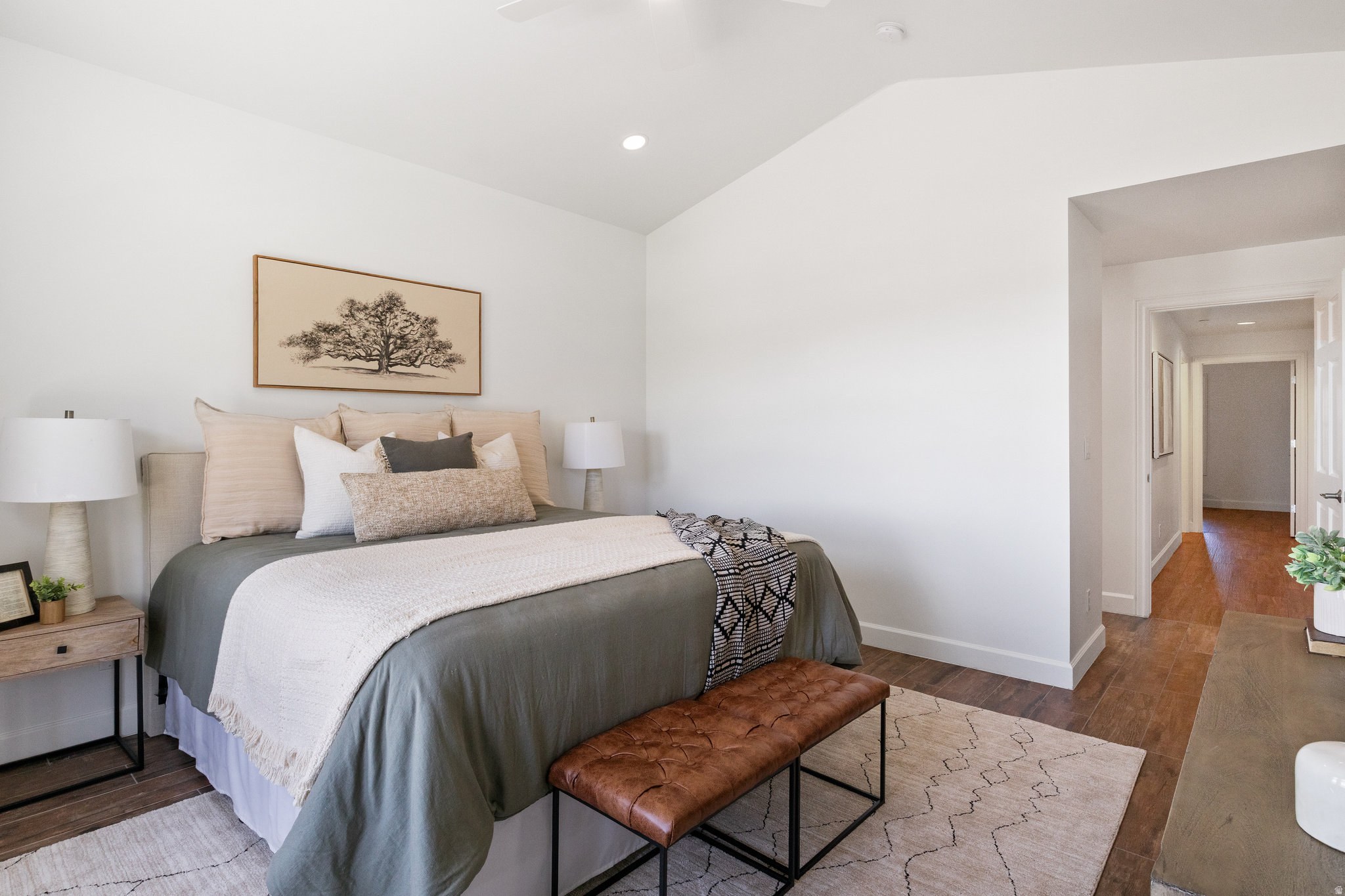 RIVERWOODS - Residential
