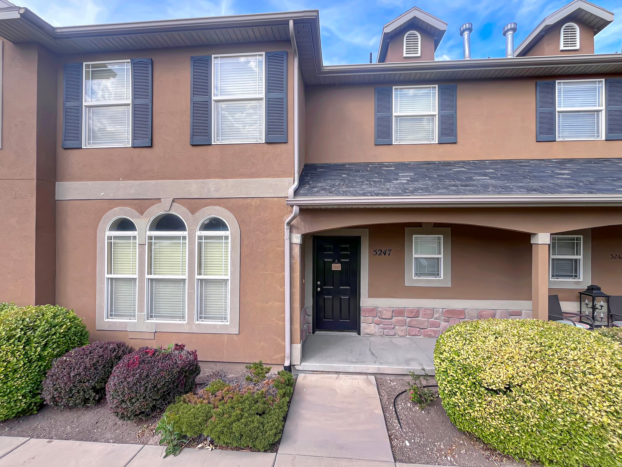 STONE CREEK - Residential