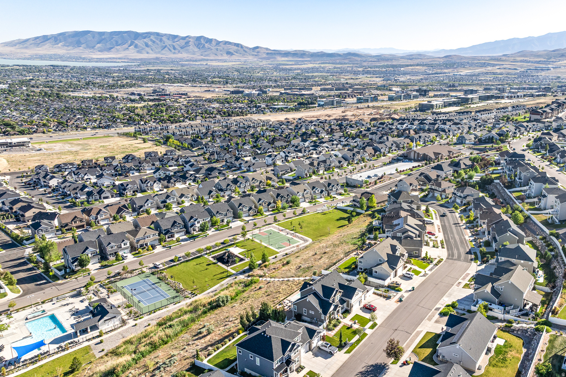 CANYON HILLS - Residential