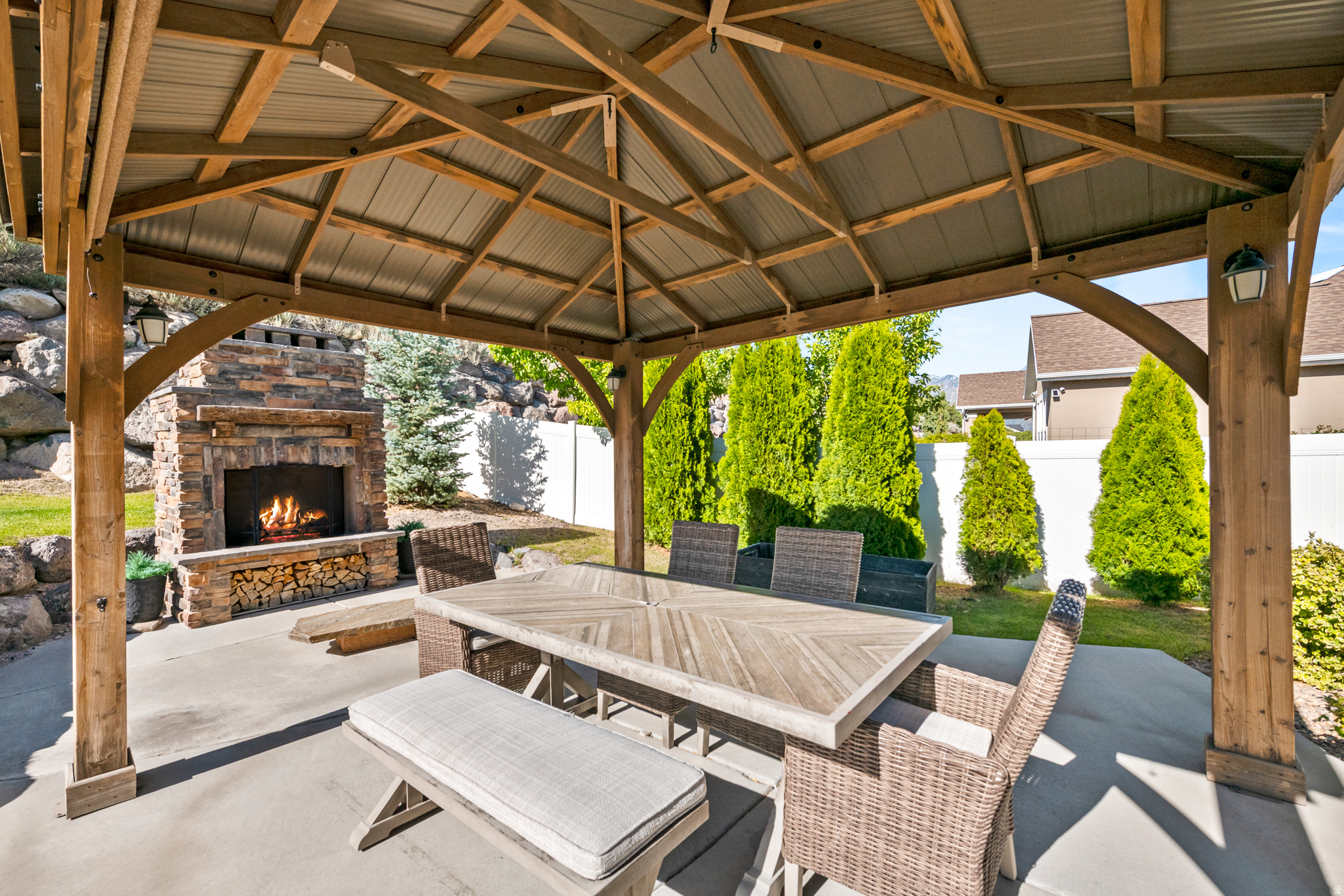 CANYON HILLS - Residential