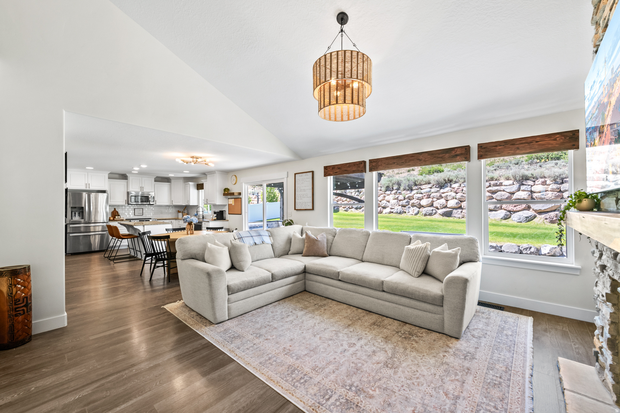 CANYON HILLS - Residential