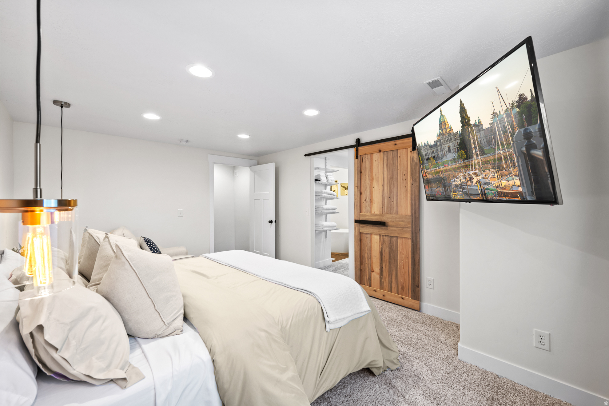 CANYON HILLS - Residential