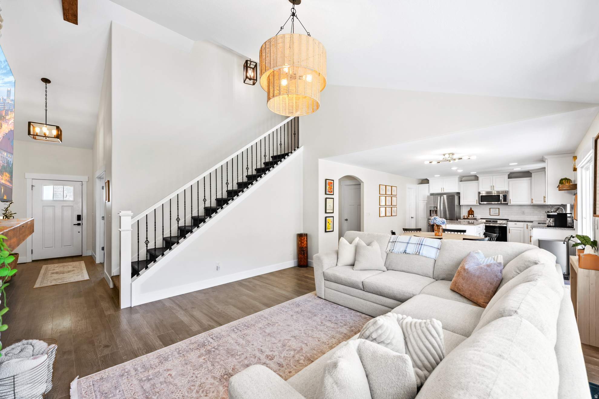 CANYON HILLS - Residential
