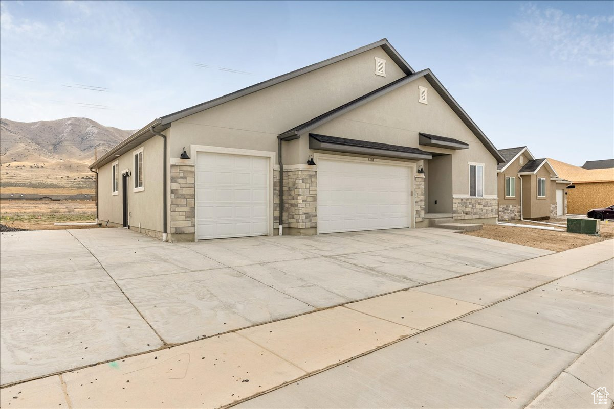 EAGLE POINT - Residential