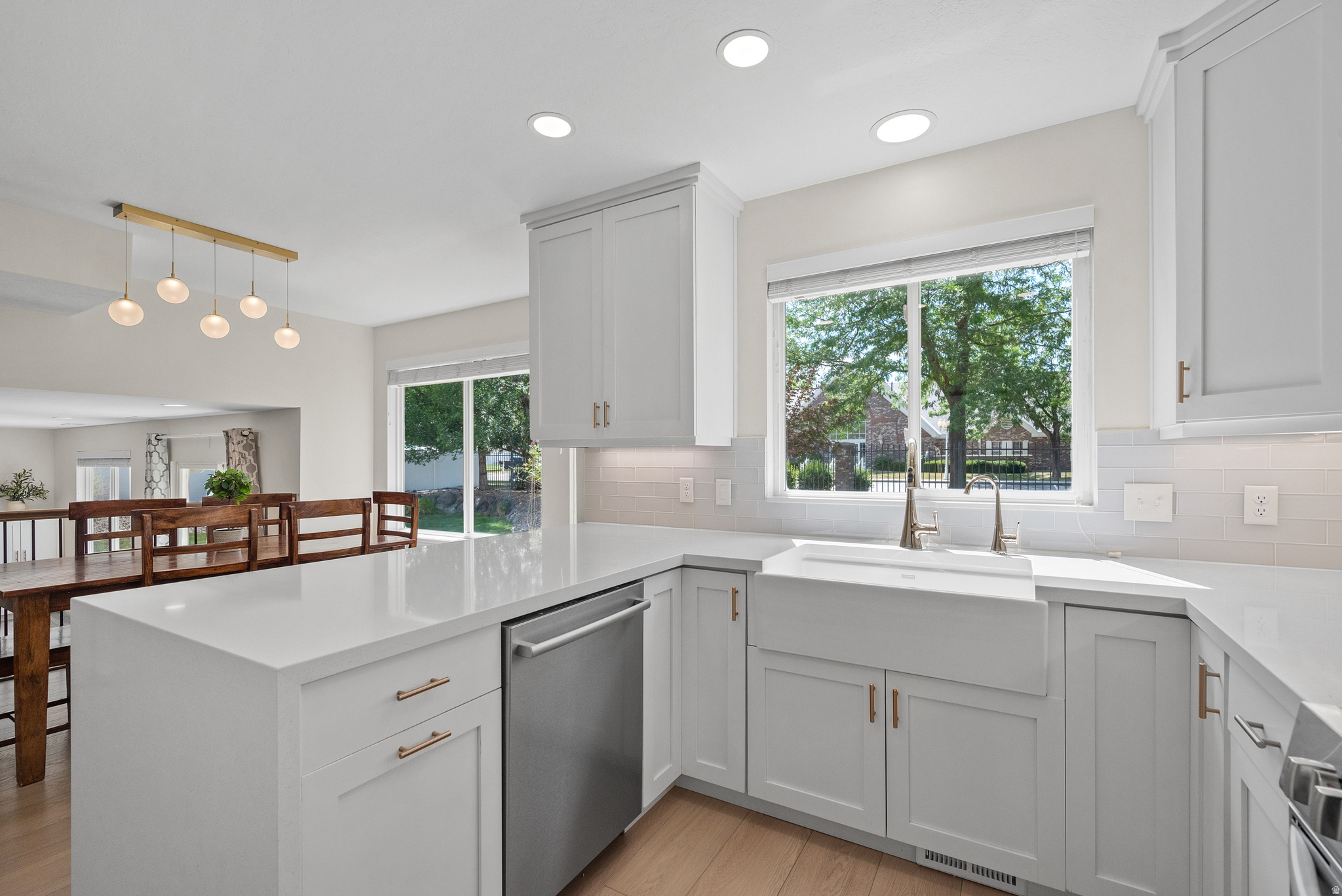 RIVER VIEW ESTATES - Residential
