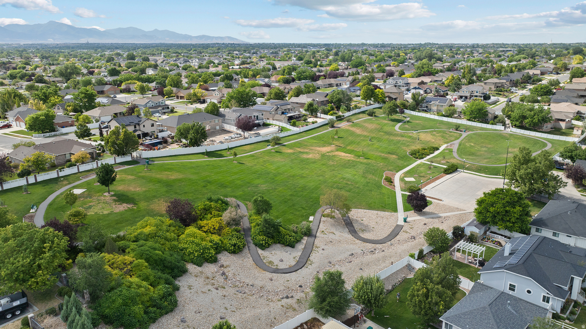 RIVER VIEW ESTATES - Residential