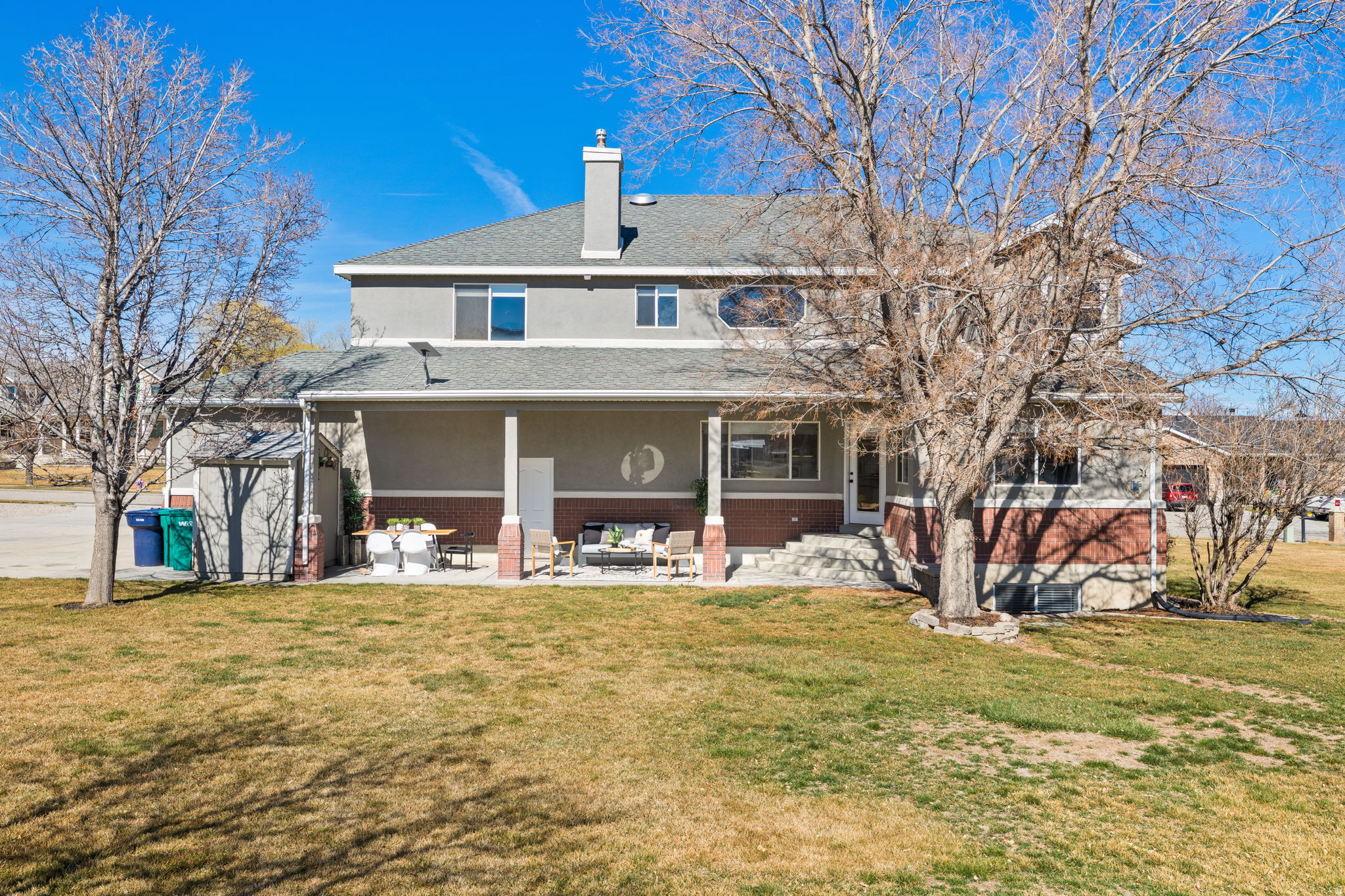 COUNTRY CLASSIC ESTATES - Residential
