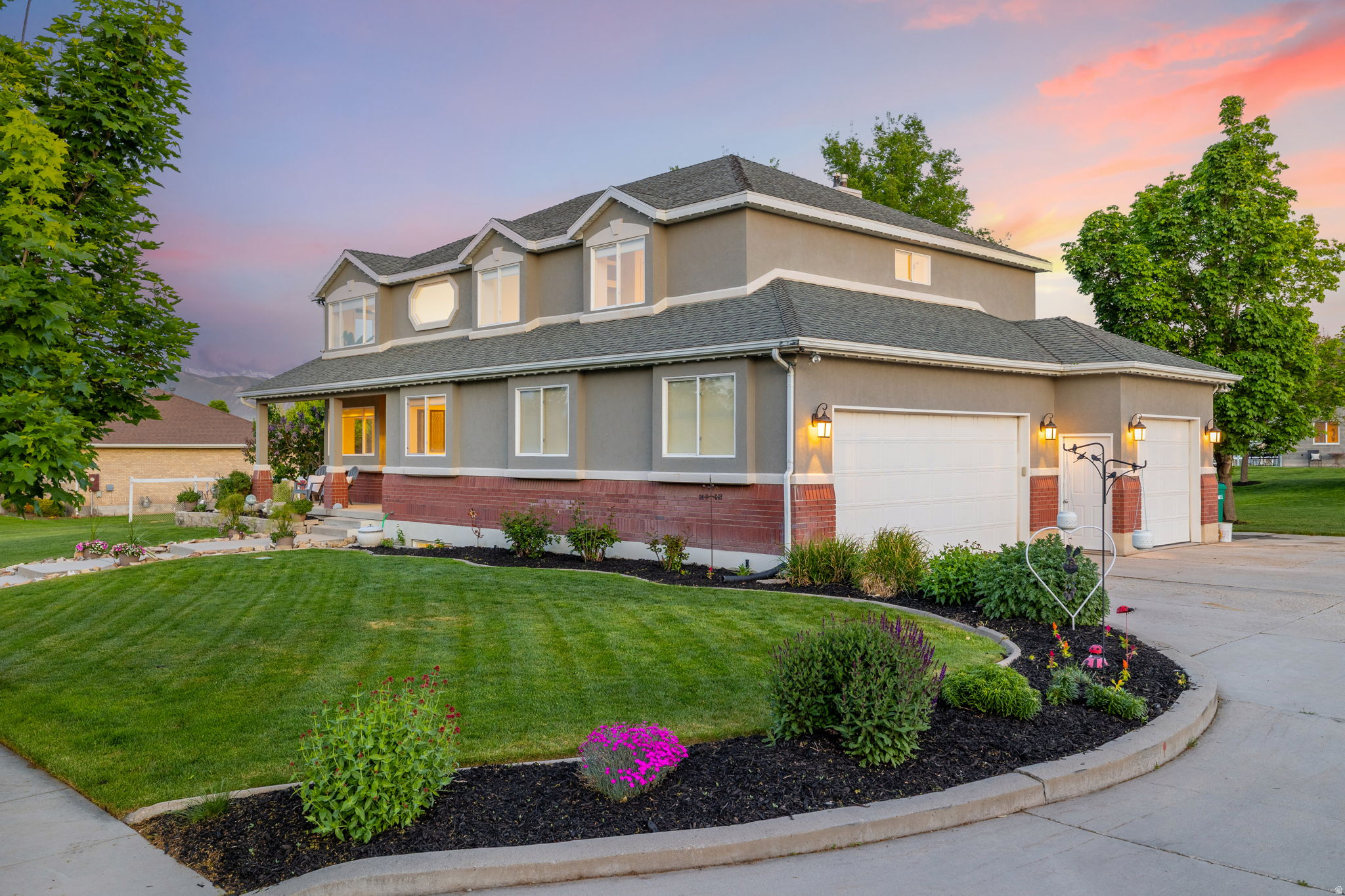 COUNTRY CLASSIC ESTATES - Residential
