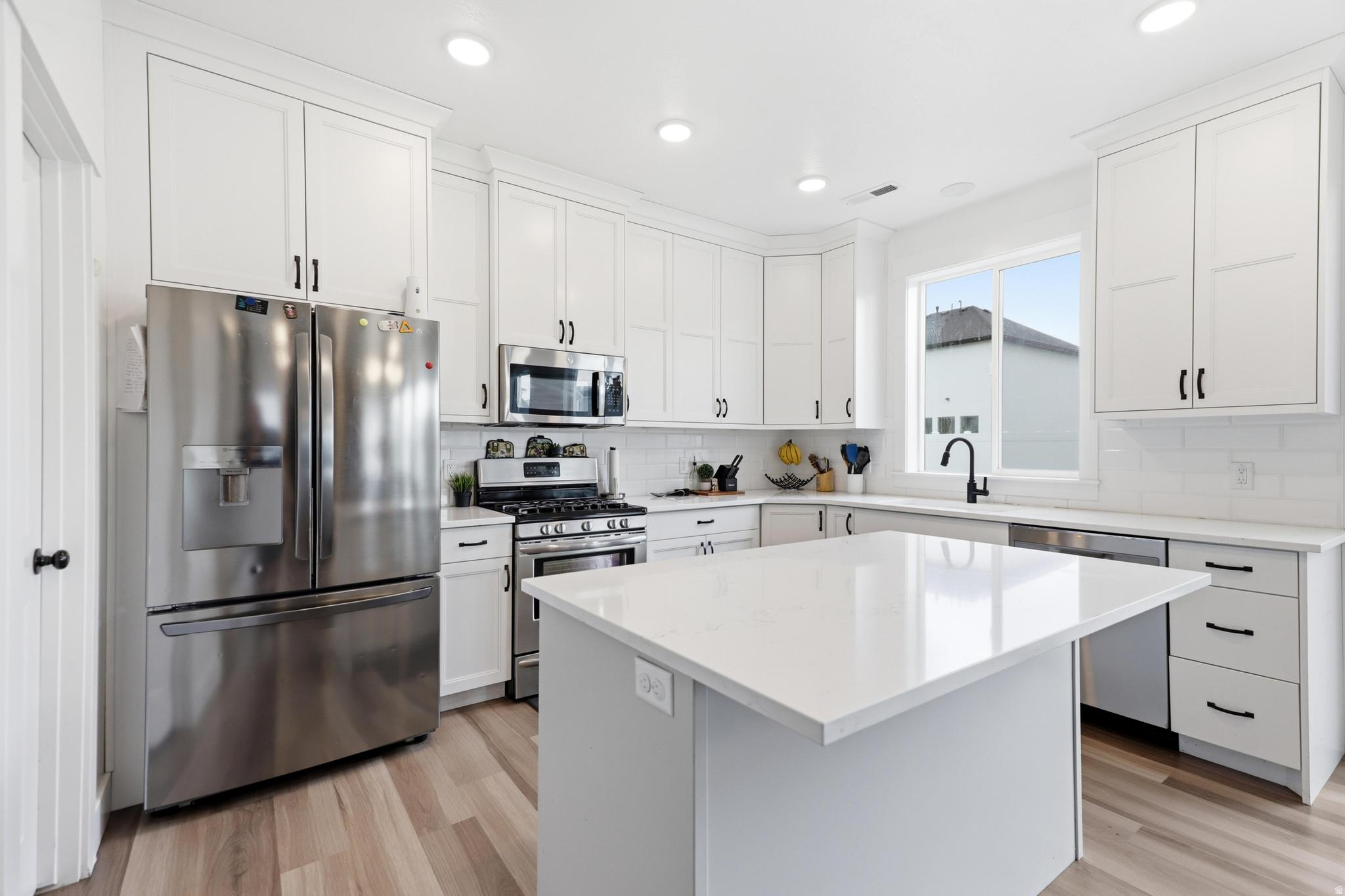 RIDGELINE PARK - Residential